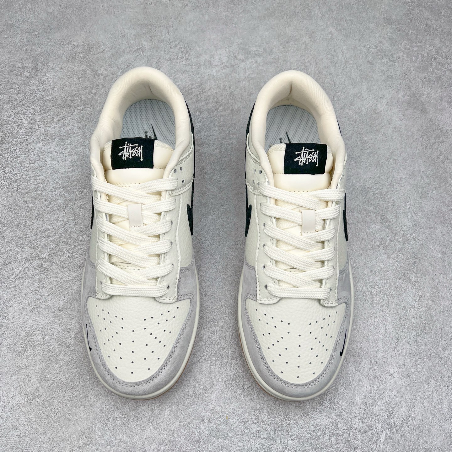 图片[2]-NK Dunk Low 定制配色 CH6336-227 大厂出品 极力推荐 原装头层材料 独家版型蒸餾加工帶來的是更好的视觉和脚感体验大厂纯原品质出货 清洁度 电绣工艺 皮料切割干净无任何毛边 细节完美 尺码：36 36.5 37.5 38 38.5 39 40 40.5 41 42 42.5 43 44 44.5 45-选品中心