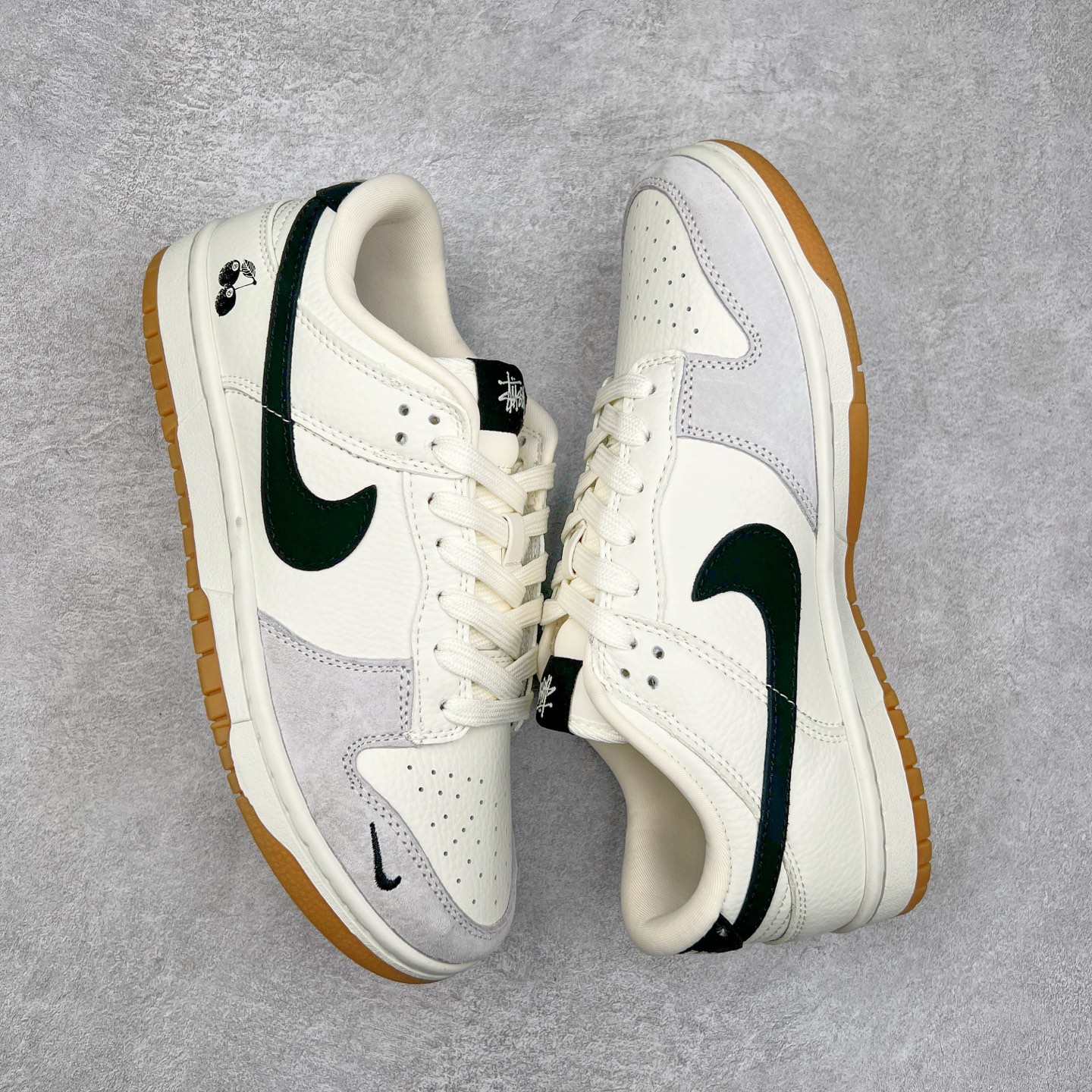 图片[3]-NK Dunk Low 定制配色 CH6336-227 大厂出品 极力推荐 原装头层材料 独家版型蒸餾加工帶來的是更好的视觉和脚感体验大厂纯原品质出货 清洁度 电绣工艺 皮料切割干净无任何毛边 细节完美 尺码：36 36.5 37.5 38 38.5 39 40 40.5 41 42 42.5 43 44 44.5 45-选品中心