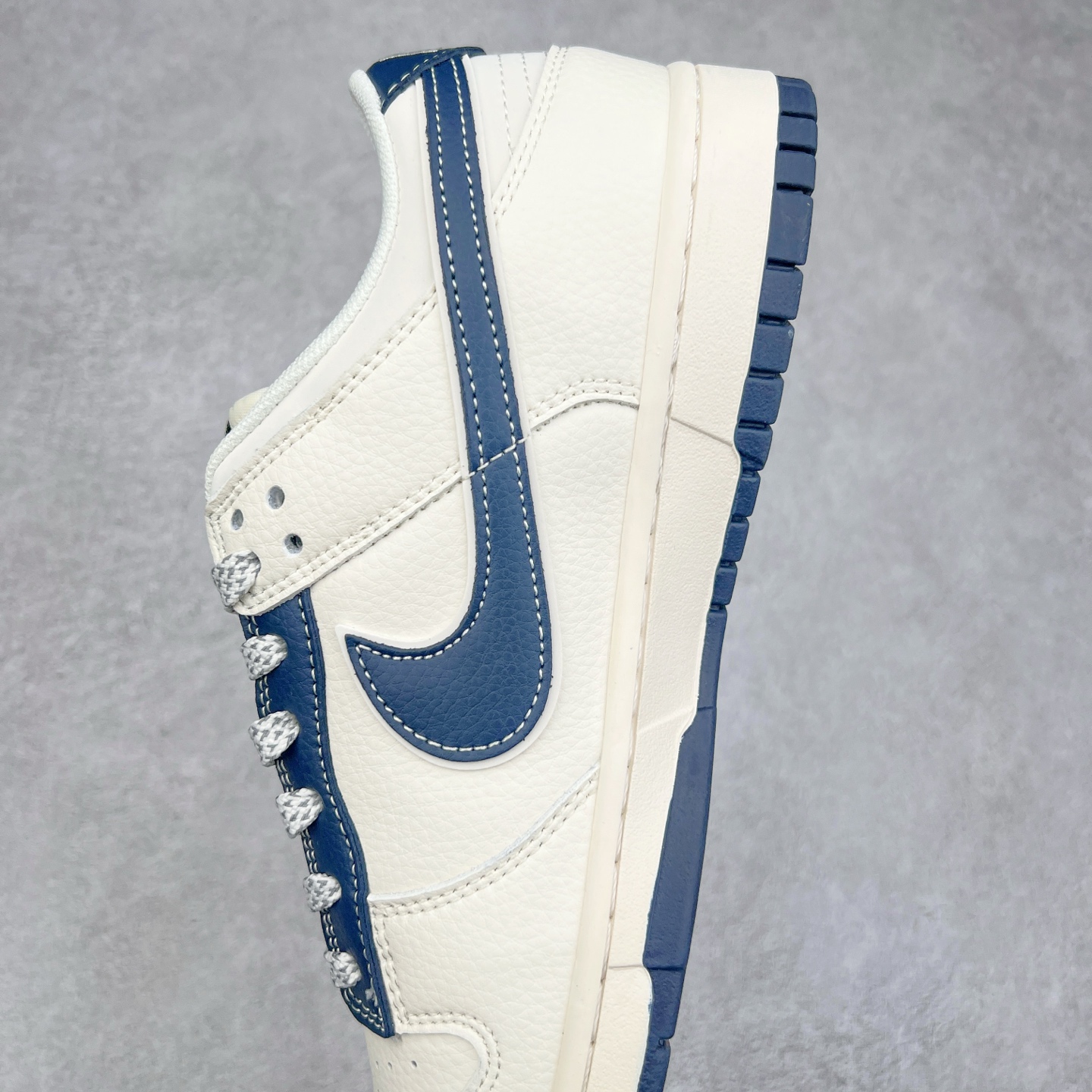 图片[7]-NK Dunk Low 定制配色 XS6089-515 大厂出品 极力推荐 原装头层材料 独家版型蒸餾加工帶來的是更好的视觉和脚感体验大厂纯原品质出货 清洁度 电绣工艺 皮料切割干净无任何毛边 细节完美 尺码：36 36.5 37.5 38 38.5 39 40 40.5 41 42 42.5 43 44 44.5 45-选品中心