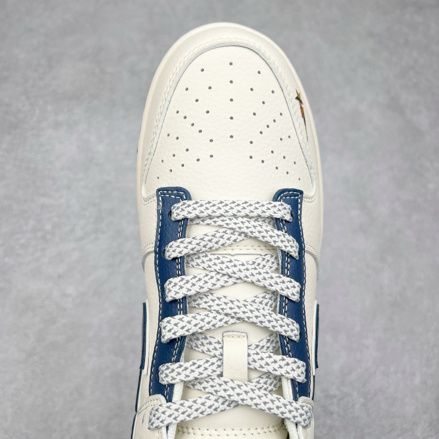 图片[4]-NK Dunk Low 定制配色 XS6089-515 大厂出品 极力推荐 原装头层材料 独家版型蒸餾加工帶來的是更好的视觉和脚感体验大厂纯原品质出货 清洁度 电绣工艺 皮料切割干净无任何毛边 细节完美 尺码：36 36.5 37.5 38 38.5 39 40 40.5 41 42 42.5 43 44 44.5 45-选品中心