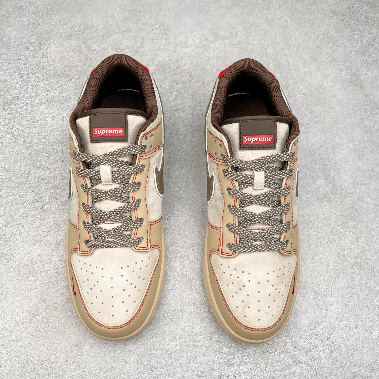 图片[2]-NK Dunk Low 定制配色 MM1089-021 大厂出品 极力推荐 原装头层材料 独家版型蒸餾加工帶來的是更好的视觉和脚感体验大厂纯原品质出货 清洁度 电绣工艺 皮料切割干净无任何毛边 细节完美 尺码：36 36.5 37.5 38 38.5 39 40 40.5 41 42 42.5 43 44 44.5 45-选品中心