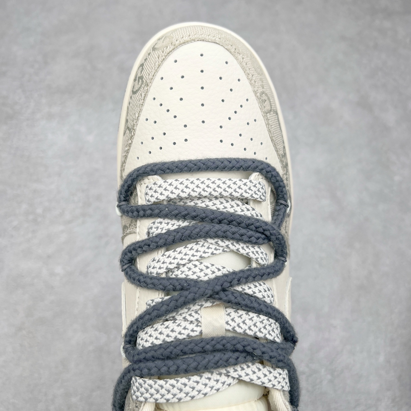 图片[4]-NK Dunk Low 定制配色 SJ2068-263 大厂出品 极力推荐 原装头层材料 独家版型蒸餾加工帶來的是更好的视觉和脚感体验大厂纯原品质出货 清洁度 电绣工艺 皮料切割干净无任何毛边 细节完美 尺码：36 36.5 37.5 38 38.5 39 40 40.5 41 42 42.5 43 44 44.5 45-选品中心