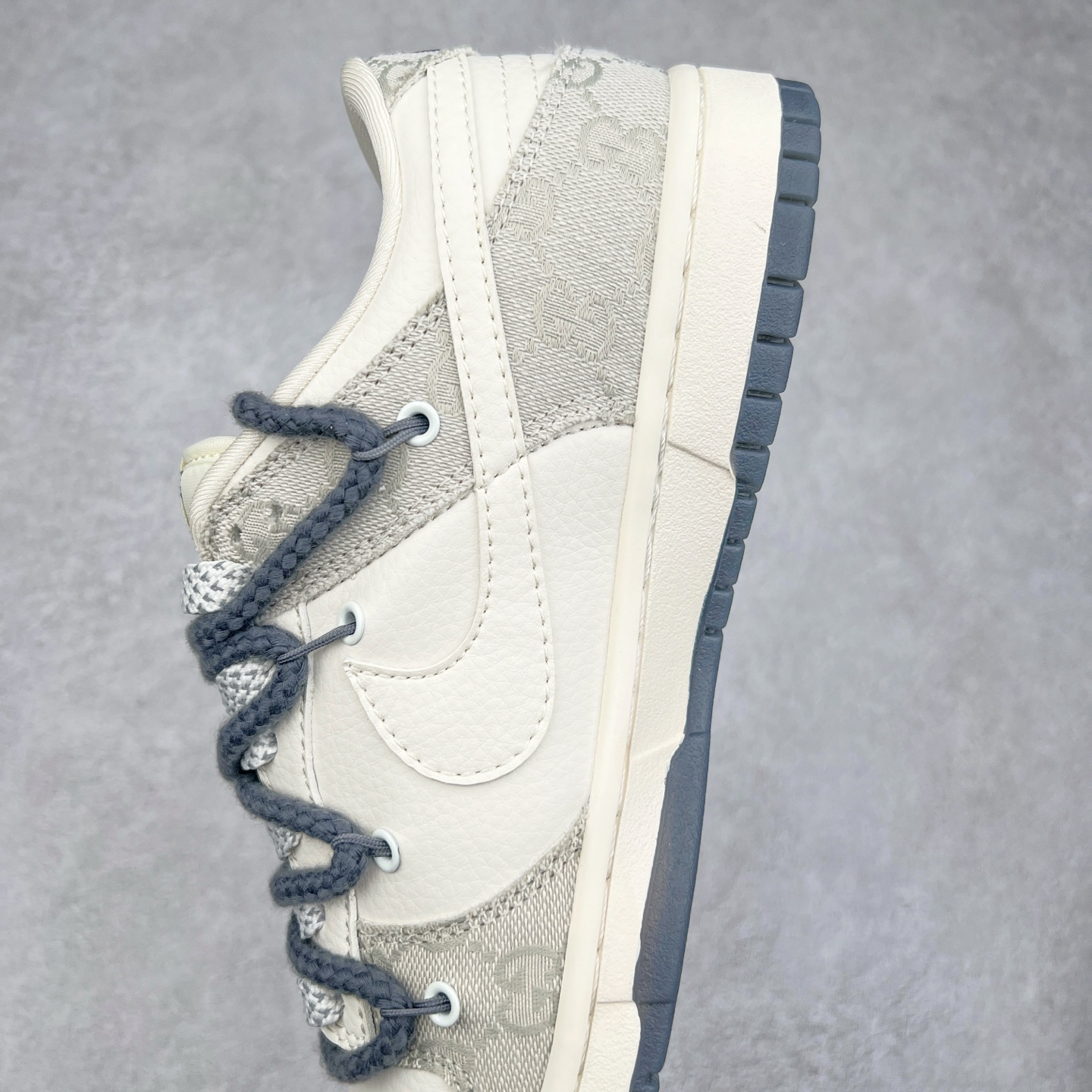 图片[7]-NK Dunk Low 定制配色 SJ2068-263 大厂出品 极力推荐 原装头层材料 独家版型蒸餾加工帶來的是更好的视觉和脚感体验大厂纯原品质出货 清洁度 电绣工艺 皮料切割干净无任何毛边 细节完美 尺码：36 36.5 37.5 38 38.5 39 40 40.5 41 42 42.5 43 44 44.5 45-选品中心