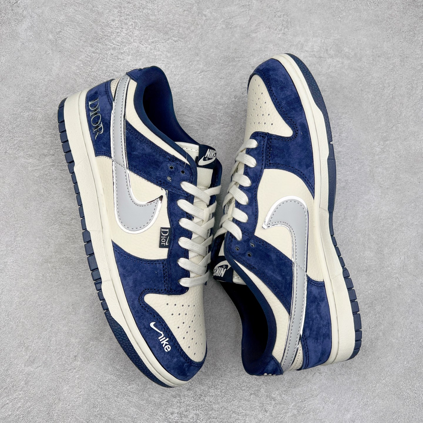 图片[3]-NK Dunk Low 定制配色 KK1333-033 大厂出品 极力推荐 原装头层材料 独家版型蒸餾加工帶來的是更好的视觉和脚感体验大厂纯原品质出货 清洁度 电绣工艺 皮料切割干净无任何毛边 细节完美 尺码：36 36.5 37.5 38 38.5 39 40 40.5 41 42 42.5 43 44 44.5 45-选品中心