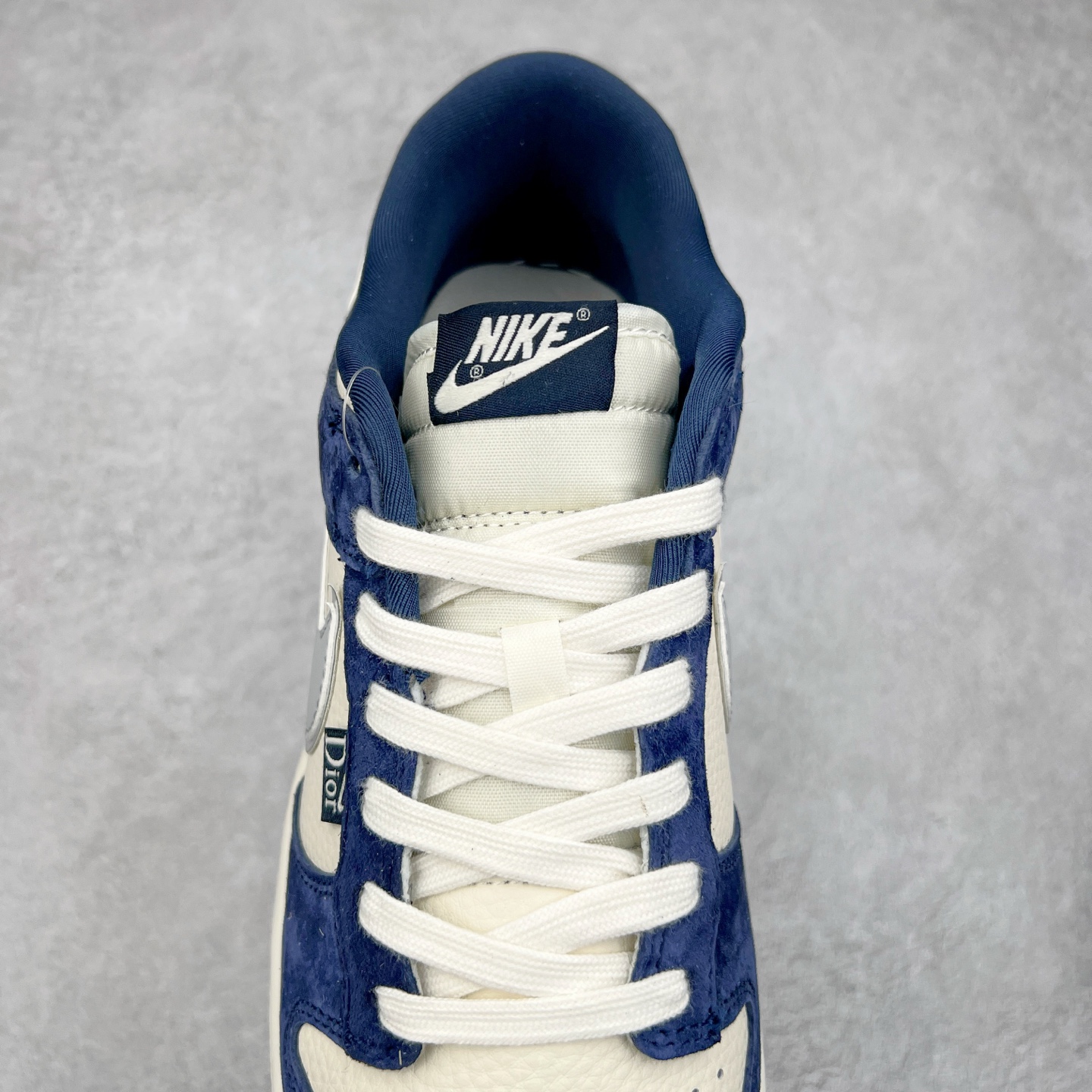 图片[5]-NK Dunk Low 定制配色 KK1333-033 大厂出品 极力推荐 原装头层材料 独家版型蒸餾加工帶來的是更好的视觉和脚感体验大厂纯原品质出货 清洁度 电绣工艺 皮料切割干净无任何毛边 细节完美 尺码：36 36.5 37.5 38 38.5 39 40 40.5 41 42 42.5 43 44 44.5 45-选品中心