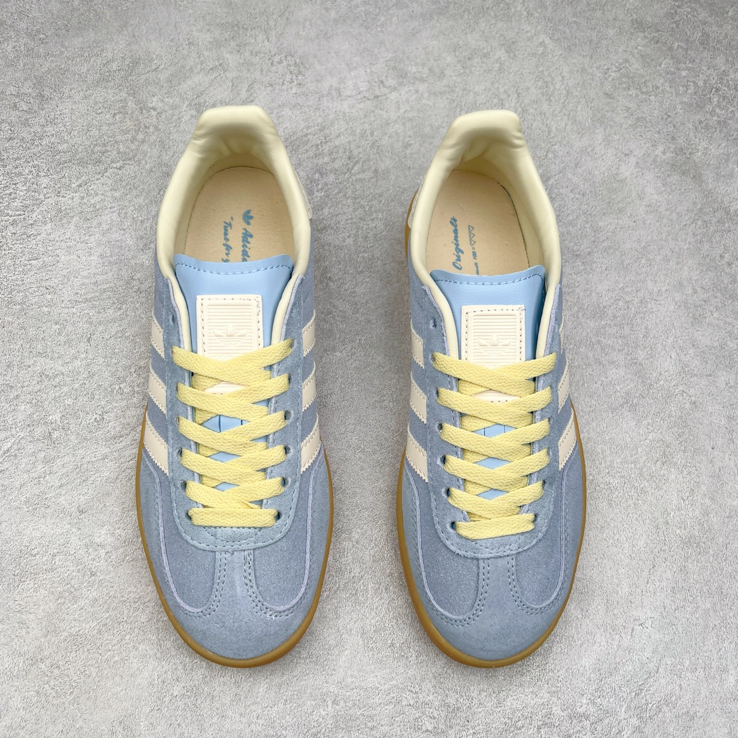 图片[2]-AD Gazelle Indoor Trainers 羚羊内训系列低帮复古百搭休闲运动德训风板鞋 JR8029 90年代经典的复刻版！自60年代以足球训练鞋面世以来,Gazelle就以其经典设计席卷全球。1991年版本的复刻,再造经典Gazelle。采用皮革打造,搭配浊色细节,让这款经典更加简约。尺码：36 36⅔ 37⅓ 38 38⅔ 39⅓ 40 40⅔ 41⅓ 42 42⅔ 43⅓ 44 45-选品中心