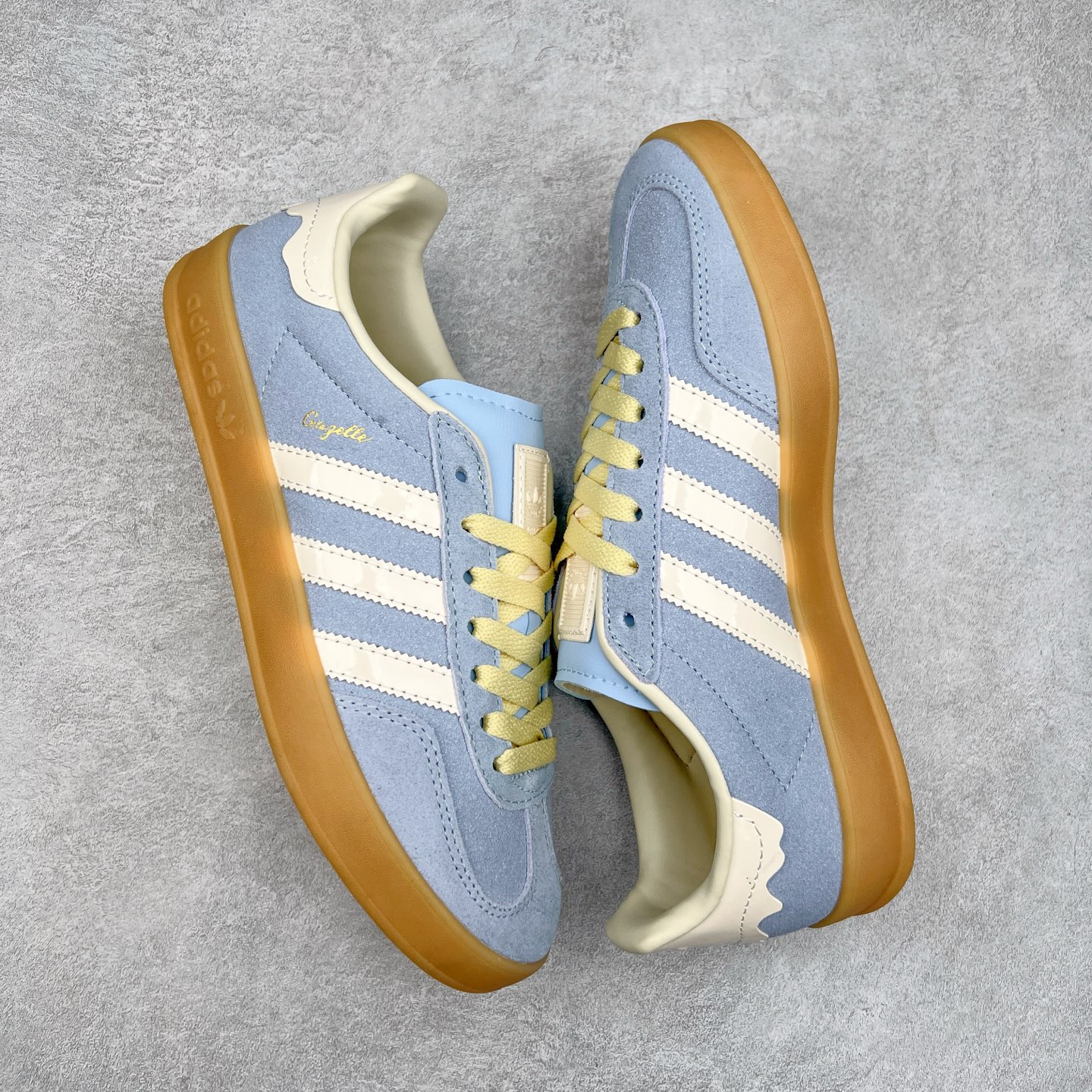 图片[3]-AD Gazelle Indoor Trainers 羚羊内训系列低帮复古百搭休闲运动德训风板鞋 JR8029 90年代经典的复刻版！自60年代以足球训练鞋面世以来,Gazelle就以其经典设计席卷全球。1991年版本的复刻,再造经典Gazelle。采用皮革打造,搭配浊色细节,让这款经典更加简约。尺码：36 36⅔ 37⅓ 38 38⅔ 39⅓ 40 40⅔ 41⅓ 42 42⅔ 43⅓ 44 45-选品中心