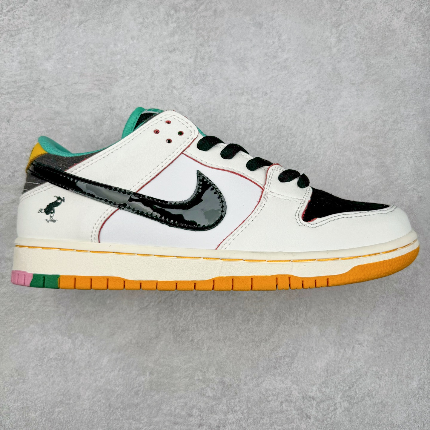 NK Dunk Low HJ4132-100 全新支线性价比拉满 迎合行情定价 正确头层皮料 细节均购入原鞋校对开发 全套原纸板楦头加持 细节品控鞋型稳定 独家私模官方最新原厂磨具打造大底 鞋头坡度极致还原 原盒原配 玻璃冲刀 超高清洁度 全鞋零毛边皮料切割 正确中底布背胶中底布拉帮走线 尺码：36 36.5 37.5 38 38.5 39 40 40.5 41 42 42.5 43 44 44.5 45 46-选品中心