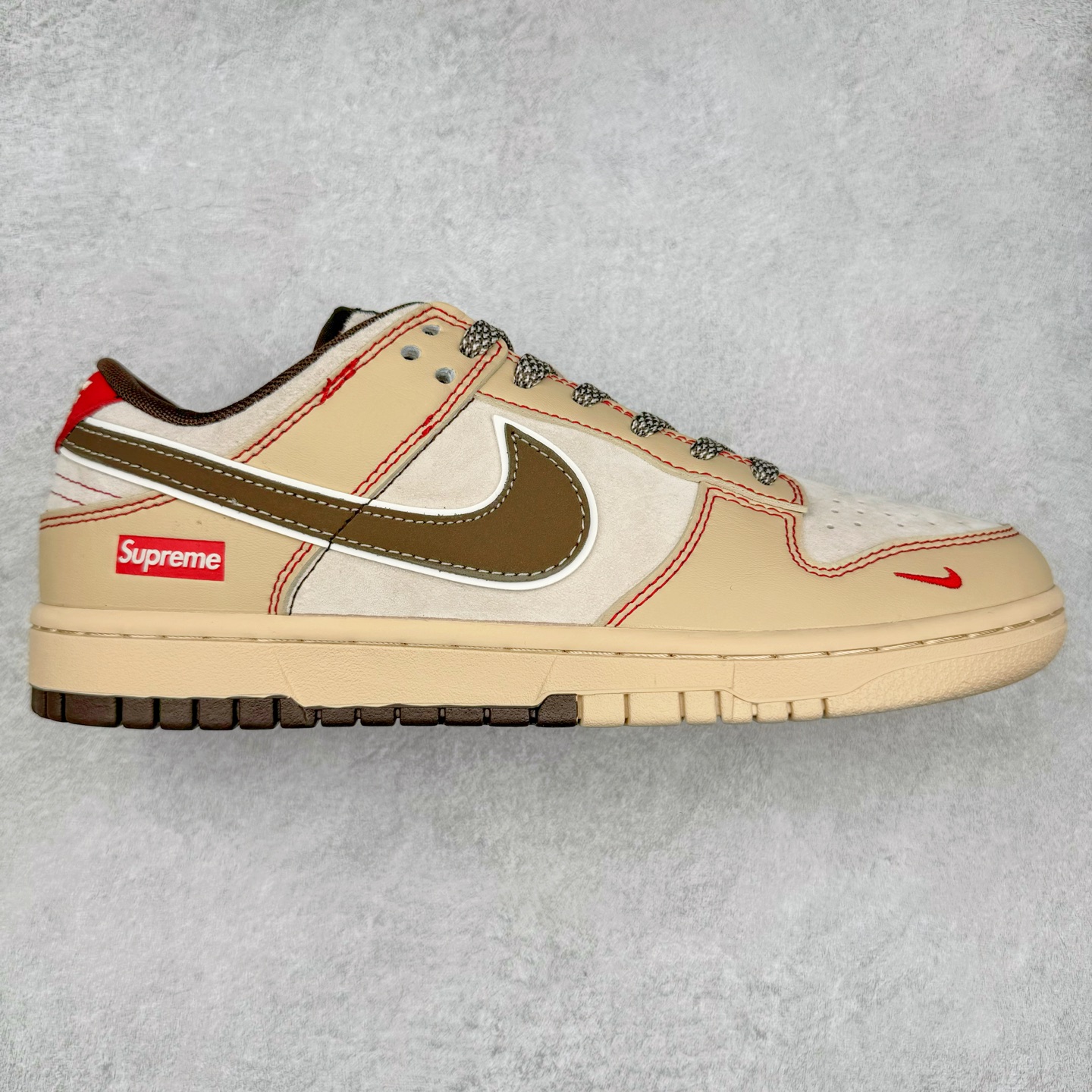 NK Dunk Low 定制配色 MM1089-021 大厂出品 极力推荐 原装头层材料 独家版型蒸餾加工帶來的是更好的视觉和脚感体验大厂纯原品质出货 清洁度 电绣工艺 皮料切割干净无任何毛边 细节完美 尺码：36 36.5 37.5 38 38.5 39 40 40.5 41 42 42.5 43 44 44.5 45-选品中心