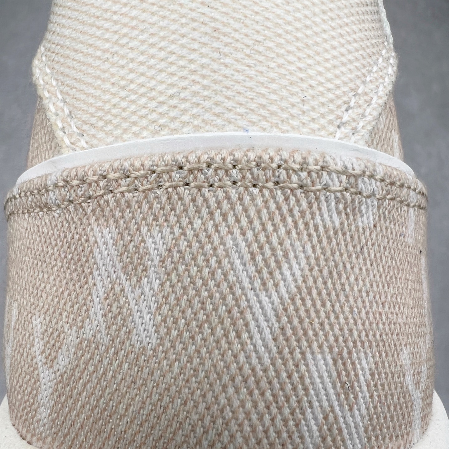 图片[19]-＃PB过验版 MLB Chunky Liner Basic 复古印花学长鞋系列低帮轻量增高厚底百搭休闲运动慢跑鞋板鞋 Korea韩国联名NY美国榄球纽约洋基队限定 目前可过轻松秒过各类鉴定 能操作的私聊 韩国代购专供 左脚内置NFC感应 区别市面贴纸假芯片 MLB专用菱形双针中底布 重点细节中底布带注胶孔 原厂NFC感应吊牌 支持鉴定 一个两位数 原盒原标 全套原楦原纸板原厂数据开发 中韩文保养标贴 绿色防霉片 平台代购专供 独家一比一RB+MD组合大底 高频后跟小人Logo精准对位立体饱满 正确网布加超迁鞋面 转印中底走线紧密 转印Logo工艺表层防刮不掉色 尺码：35 36 36.5 37.5 38 38.5 39 40 40.5 41 42 42.5 43 44 44.5 45-选品中心