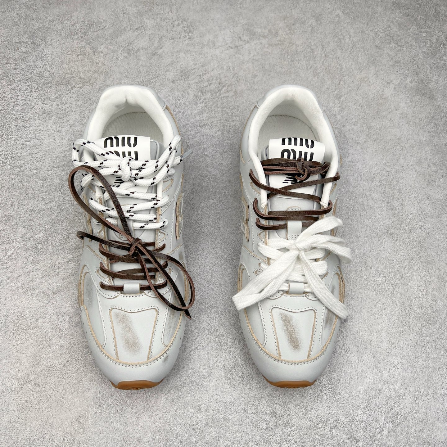 图片[2]-Miumiu x New Balance NB530 新百伦缪缪联名款复古运动鞋 全套原楦原纸板原厂数据开发 原厂三文治网纱 原装进口羊皮加羊反绒正确绒感卡色 正确中底拉帮中底纸板满印细节 冲裁组合 匠心打造 耗时两个月开发完成 工艺极其复杂难度可想而知 新开独立私模大底 全网唯一正确私模大底 高端零售专供产物 尺码：35 36 37 38 39 40 41 42 42.5 43 44 45-选品中心