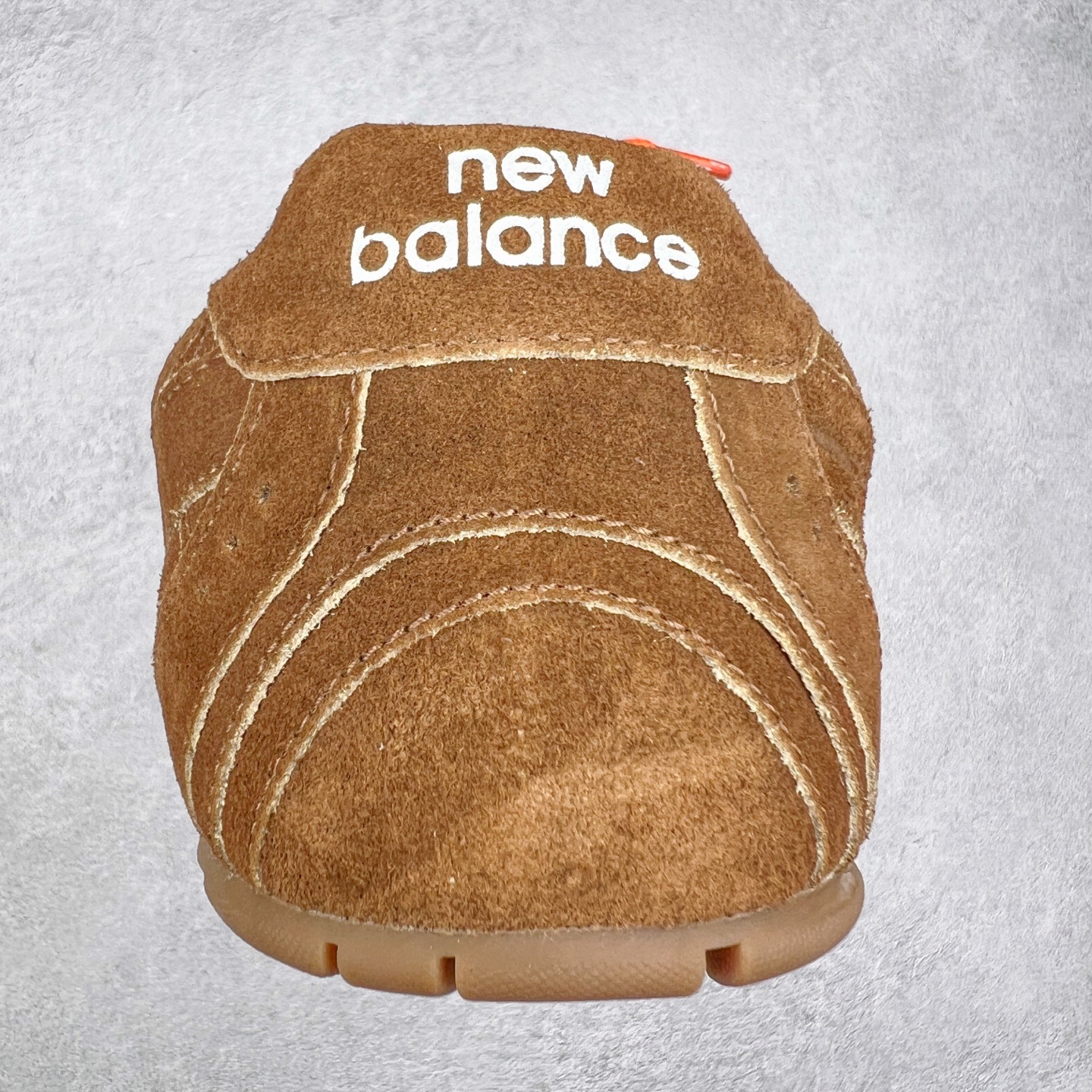 图片[8]-Miumiu x New Balance NB530 新百伦缪缪联名款复古运动鞋 全套原楦原纸板原厂数据开发 原厂三文治网纱 原装进口羊皮加羊反绒正确绒感卡色 正确中底拉帮中底纸板满印细节 冲裁组合 匠心打造 耗时两个月开发完成 工艺极其复杂难度可想而知 新开独立私模大底 全网唯一正确私模大底 高端零售专供产物 尺码：35 36 37 38 39 40 41 42 42.5 43 44 45-选品中心