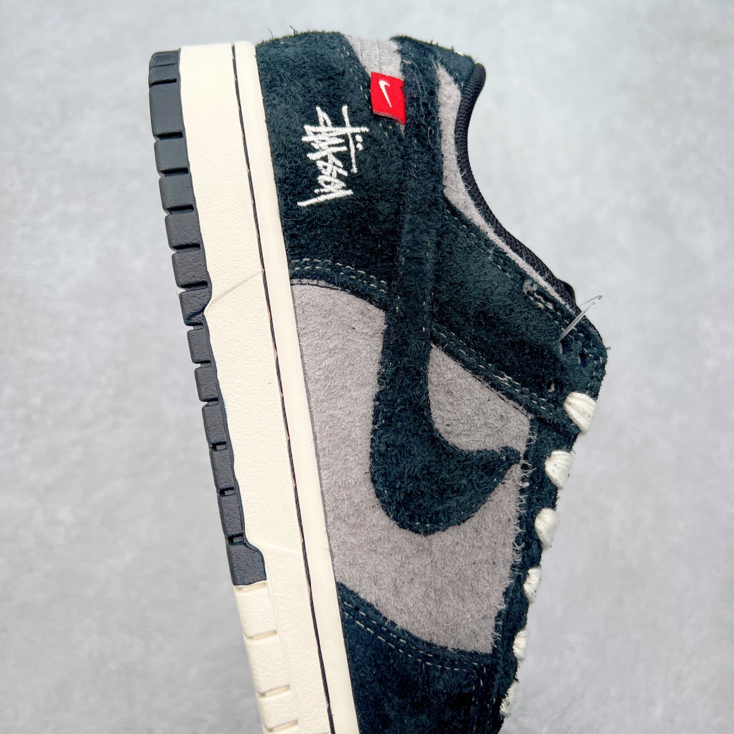 图片[6]-NK Dunk Low 定制配色 MM1089-028 大厂出品 极力推荐 原装头层材料 独家版型蒸餾加工帶來的是更好的视觉和脚感体验大厂纯原品质出货 清洁度 电绣工艺 皮料切割干净无任何毛边 细节完美 尺码：36 36.5 37.5 38 38.5 39 40 40.5 41 42 42.5 43 44 44.5 45-选品中心