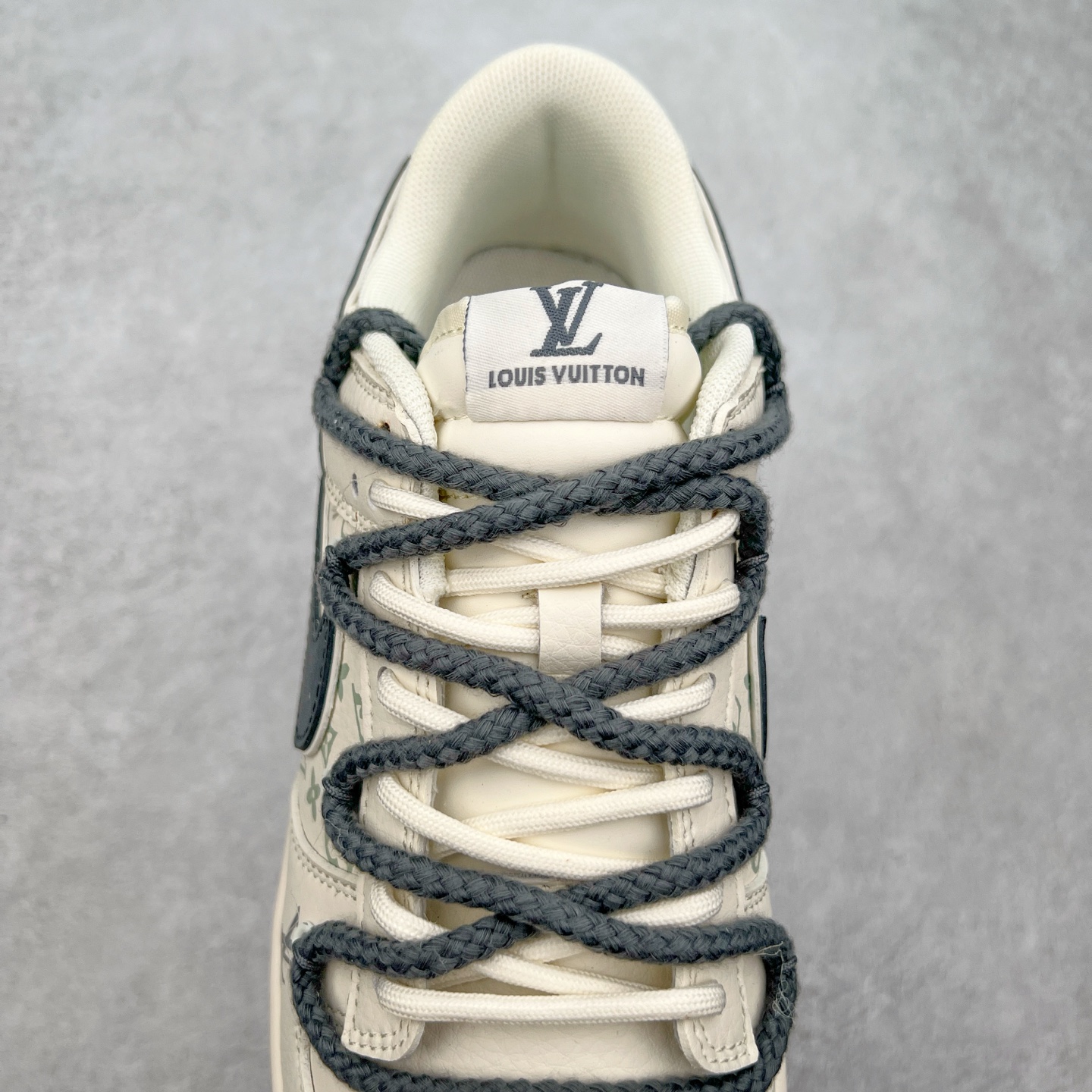 图片[5]-NK Dunk Low 定制配色 SJ2068-262 大厂出品 极力推荐 原装头层材料 独家版型蒸餾加工帶來的是更好的视觉和脚感体验大厂纯原品质出货 清洁度 电绣工艺 皮料切割干净无任何毛边 细节完美 尺码：36 36.5 37.5 38 38.5 39 40 40.5 41 42 42.5 43 44 44.5 45-选品中心