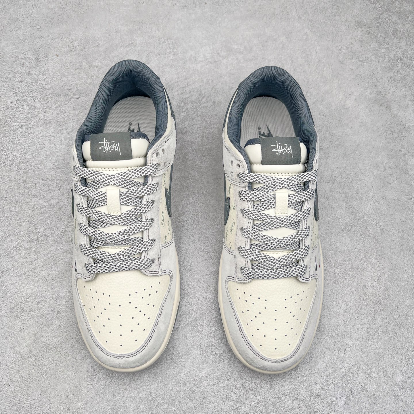 图片[2]-NK Dunk Low 定制配色 YX5066-219 大厂出品 极力推荐 原装头层材料 独家版型蒸餾加工帶來的是更好的视觉和脚感体验大厂纯原品质出货 清洁度 电绣工艺 皮料切割干净无任何毛边 细节完美 尺码：36 36.5 37.5 38 38.5 39 40 40.5 41 42 42.5 43 44 44.5 45-选品中心