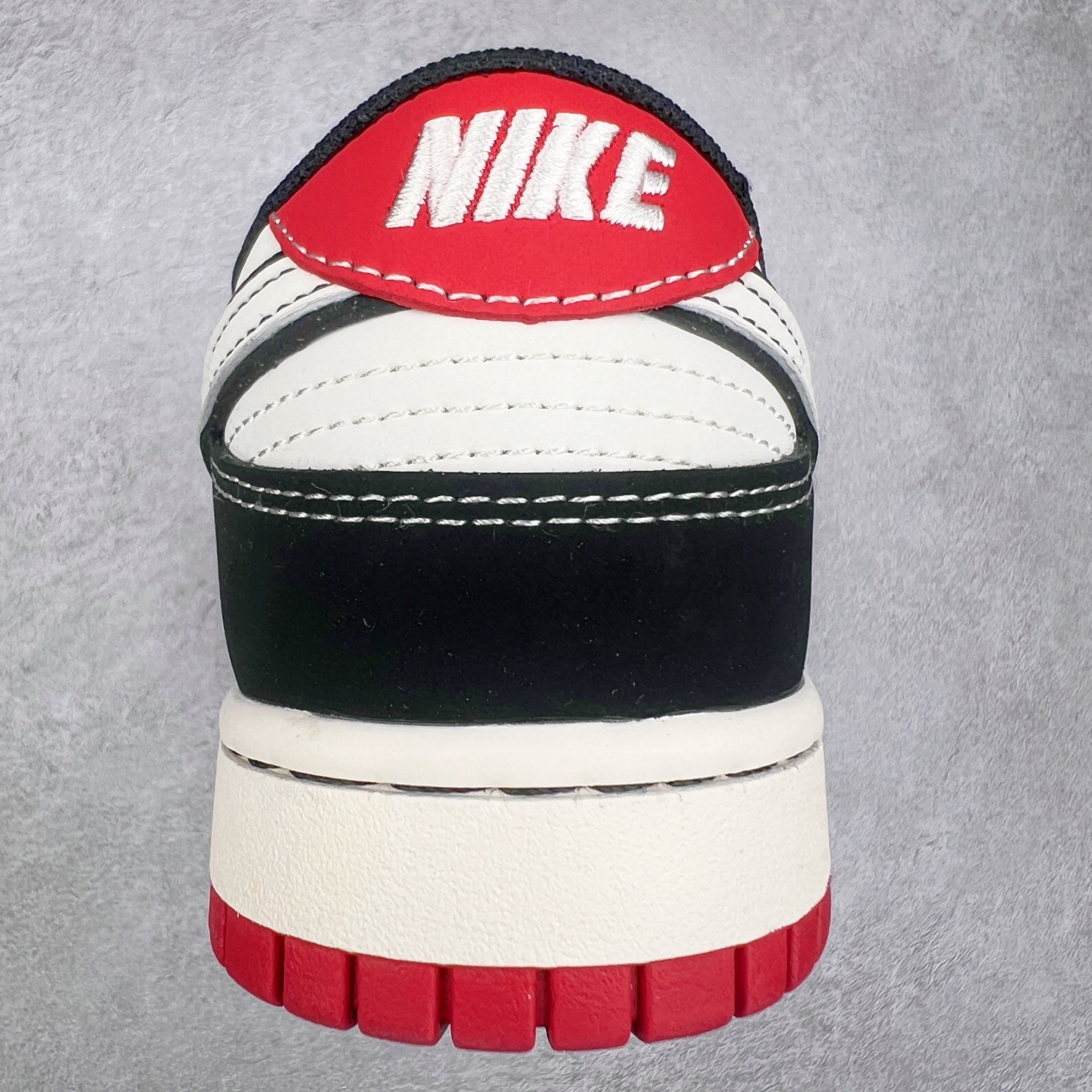 图片[8]-NK Dunk Low 定制配色 XS6089-504 大厂出品 极力推荐 原装头层材料 独家版型蒸餾加工帶來的是更好的视觉和脚感体验大厂纯原品质出货 清洁度 电绣工艺 皮料切割干净无任何毛边 细节完美 尺码：36 36.5 37.5 38 38.5 39 40 40.5 41 42 42.5 43 44 44.5 45-选品中心