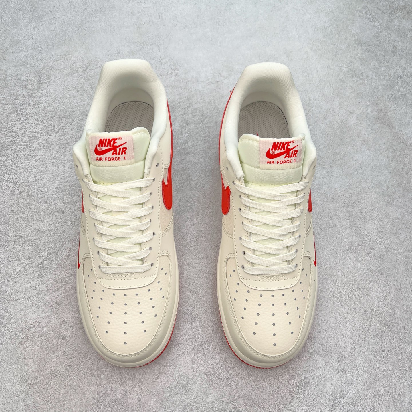 图片[2]-NK Air Force 1´07 Low 空军一号低帮百搭休闲运动板鞋 DF0188-048 柔软、弹性十足的缓震性能和出色的中底设计 横跨复古与现代的外型结合 造就出风靡全球 三十多年的Force 1 直到今天还深受青睐 尺码：36 36.5 37.5 38 38.5 39 40 40.5 41 42 42.5 43 44 44.5 45-选品中心