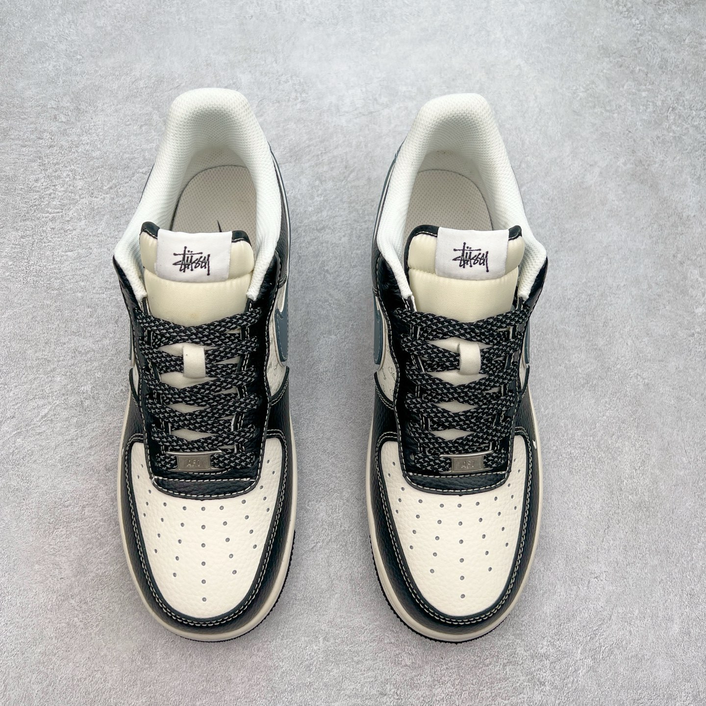 图片[2]-NK Air Force 1´07 Low 空军一号低帮百搭休闲运动板鞋 XZ6188-199 柔软、弹性十足的缓震性能和出色的中底设计 横跨复古与现代的外型结合 造就出风靡全球 三十多年的Force 1 直到今天还深受青睐 尺码：36 36.5 37.5 38 38.5 39 40 40.5 41 42 42.5 43 44 44.5 45-选品中心