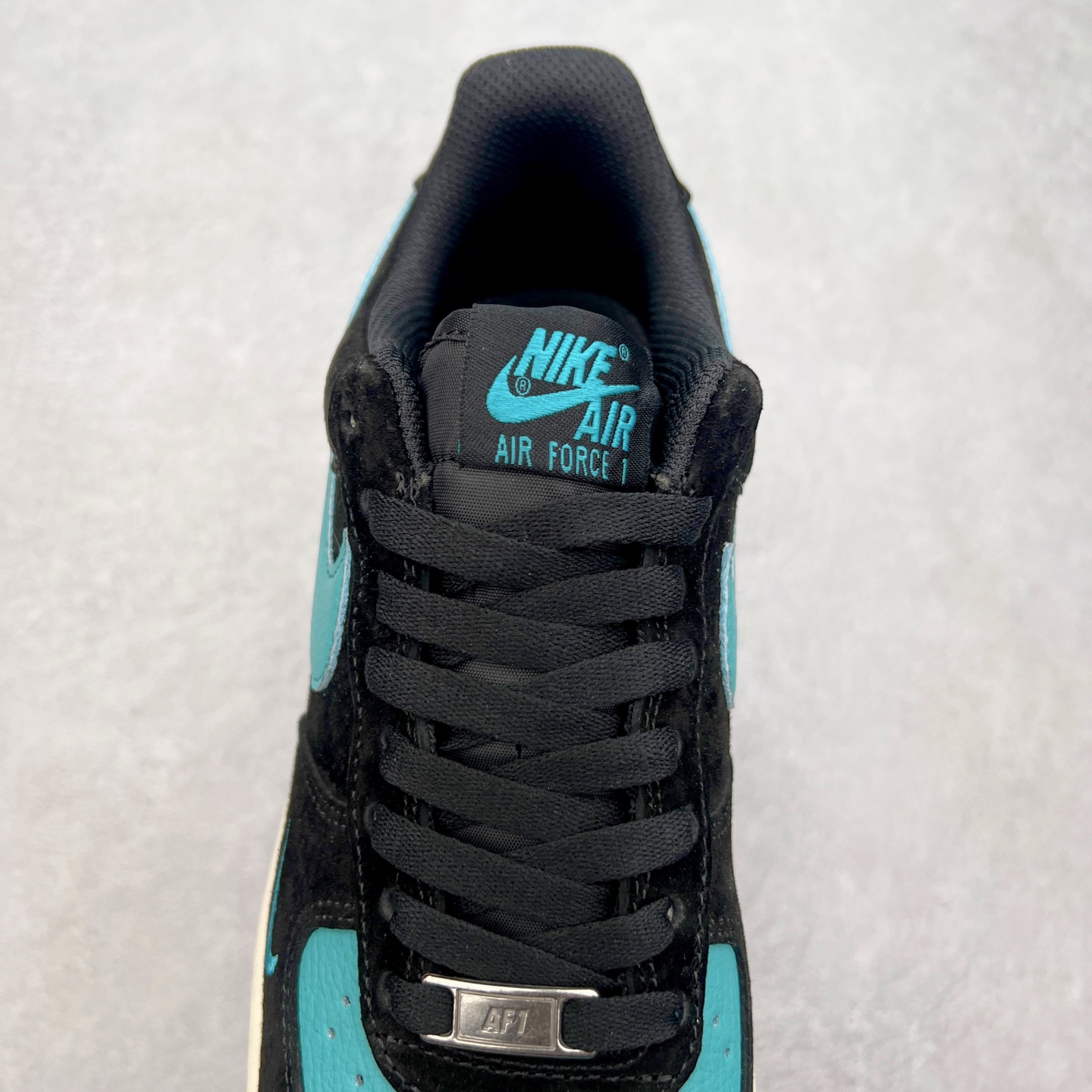 图片[5]-NK Air Force 1´07 Low 空军一号低帮百搭休闲运动板鞋 CW2288-111 柔软、弹性十足的缓震性能和出色的中底设计 横跨复古与现代的外型结合 造就出风靡全球 三十多年的Force 1 直到今天还深受青睐 尺码：36 36.5 37.5 38 38.5 39 40 40.5 41 42 42.5 43 44 44.5 45-选品中心