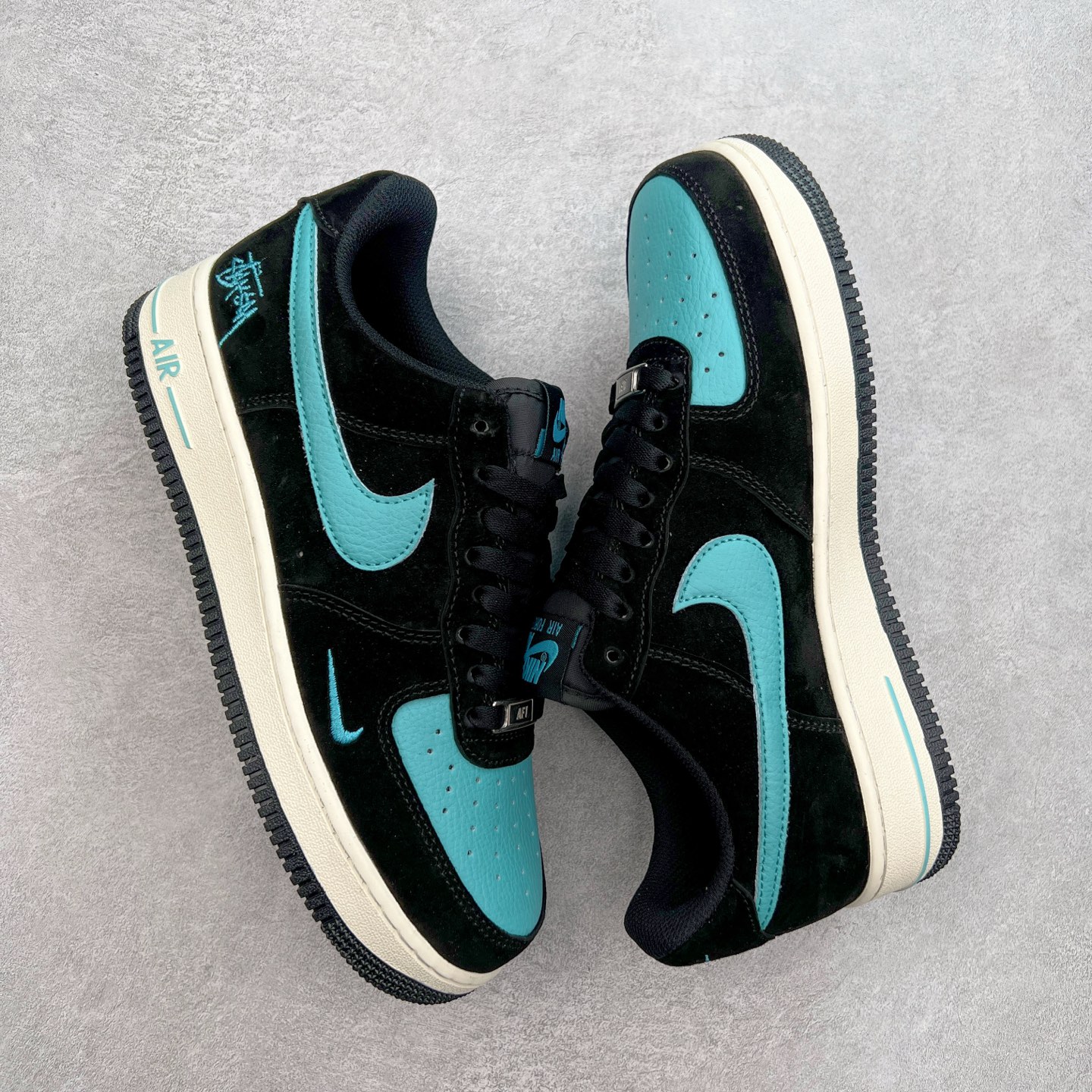 图片[3]-NK Air Force 1´07 Low 空军一号低帮百搭休闲运动板鞋 CW2288-111 柔软、弹性十足的缓震性能和出色的中底设计 横跨复古与现代的外型结合 造就出风靡全球 三十多年的Force 1 直到今天还深受青睐 尺码：36 36.5 37.5 38 38.5 39 40 40.5 41 42 42.5 43 44 44.5 45-选品中心