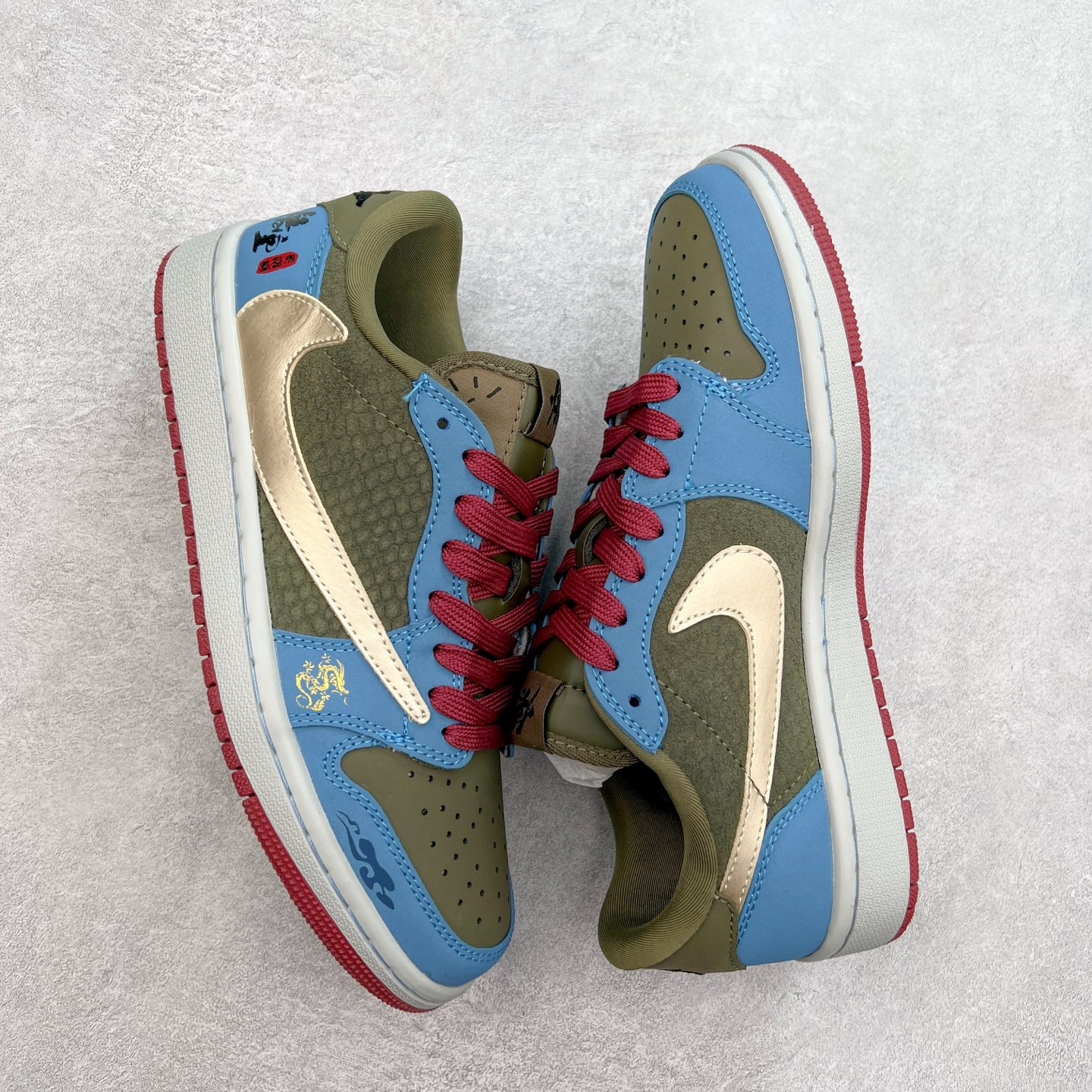 图片[3]-TS x Air Jordan AJ1 Low 倒钩低帮联名定制配色 CH6336-015 原厂内置气垫魔块 A模大底 头层小牛皮 鞋舌AJ原厂专用牛津布+AJ专用反口珍珠布+原厂无杂质高弹内里海棉+特殊封边弹力鞋带 尺码：36 36.5 37.5 38 38.5 39 40 40.5 41 42 42.5 43 44 44.5 45 46 47.5-选品中心