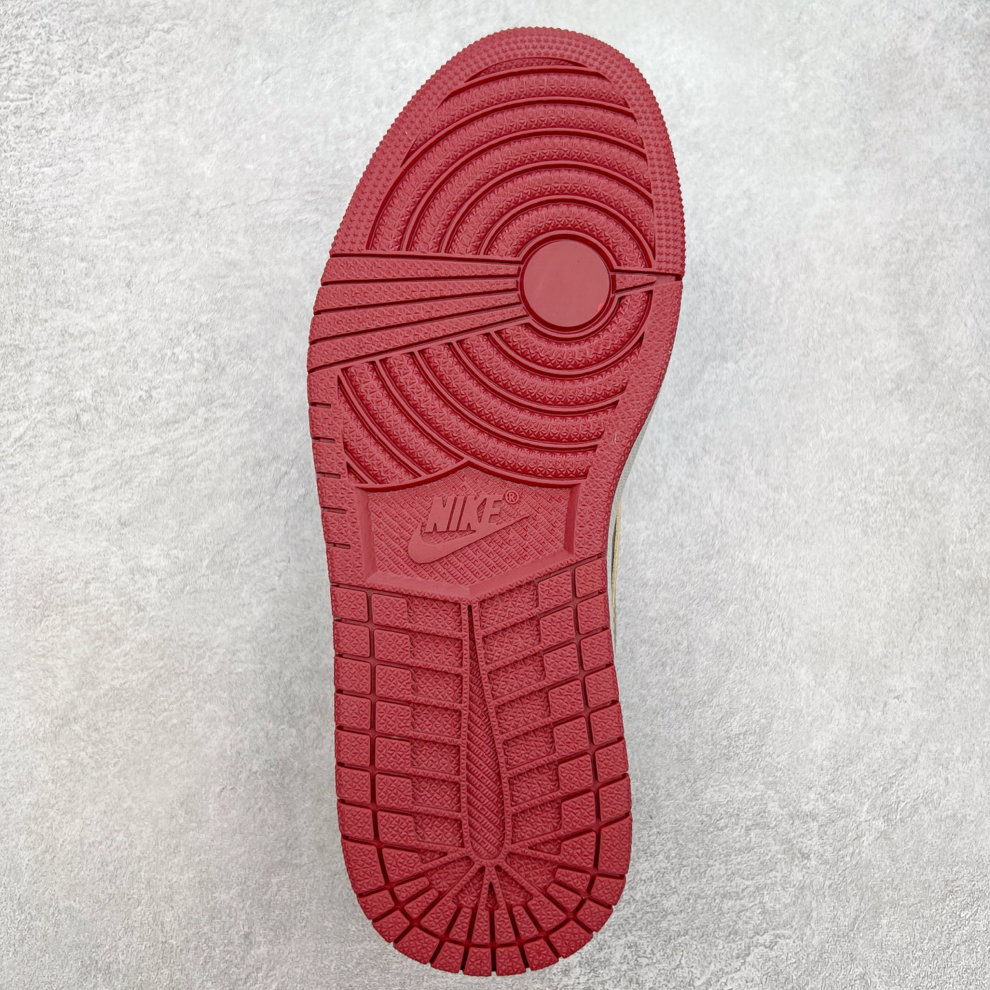 图片[9]-TS x Air Jordan AJ1 Low 倒钩低帮联名定制配色 CH6336-015 原厂内置气垫魔块 A模大底 头层小牛皮 鞋舌AJ原厂专用牛津布+AJ专用反口珍珠布+原厂无杂质高弹内里海棉+特殊封边弹力鞋带 尺码：36 36.5 37.5 38 38.5 39 40 40.5 41 42 42.5 43 44 44.5 45 46 47.5-选品中心