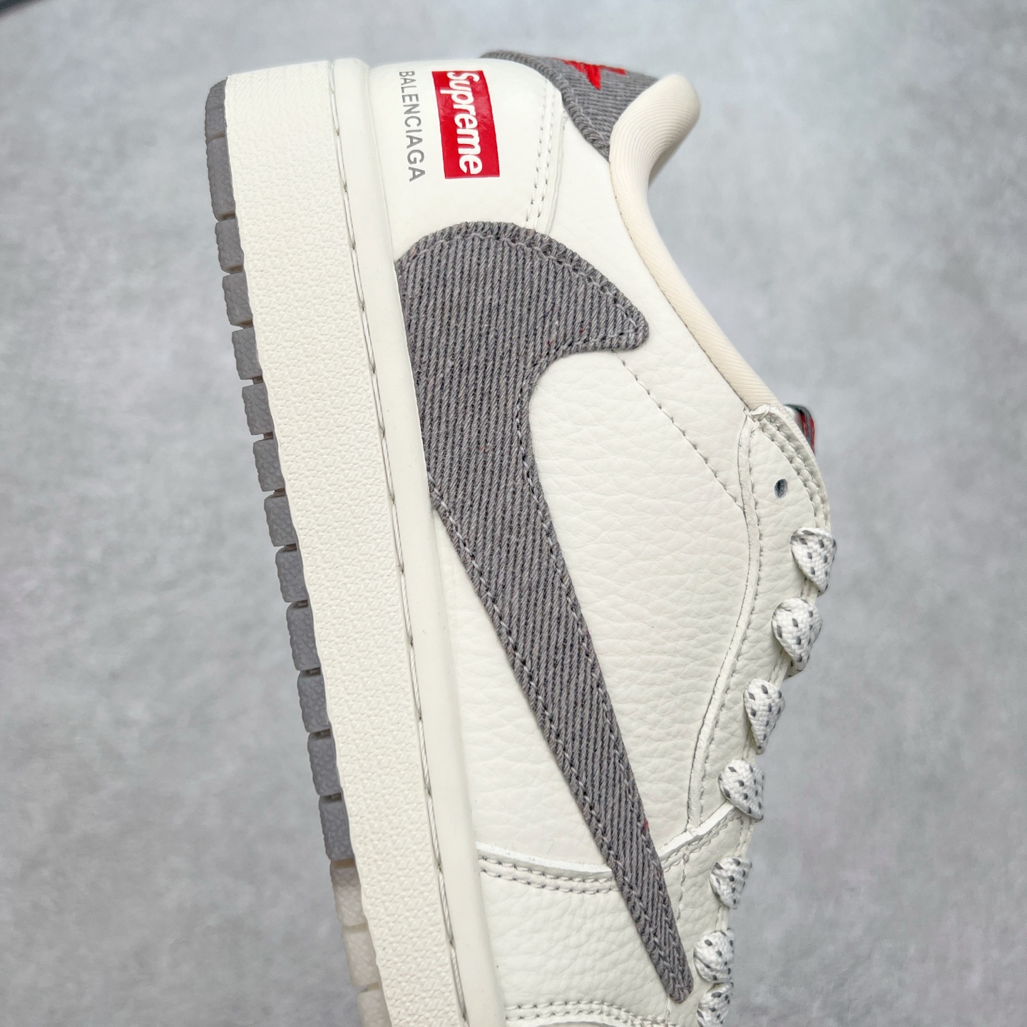 图片[6]-TS x Air Jordan AJ1 Low 倒钩低帮联名定制配色 FC1688-212 原厂内置气垫魔块 A模大底 头层小牛皮 鞋舌AJ原厂专用牛津布+AJ专用反口珍珠布+原厂无杂质高弹内里海棉+特殊封边弹力鞋带 尺码：36 36.5 37.5 38 38.5 39 40 40.5 41 42 42.5 43 44 44.5 45 46 47.5-选品中心