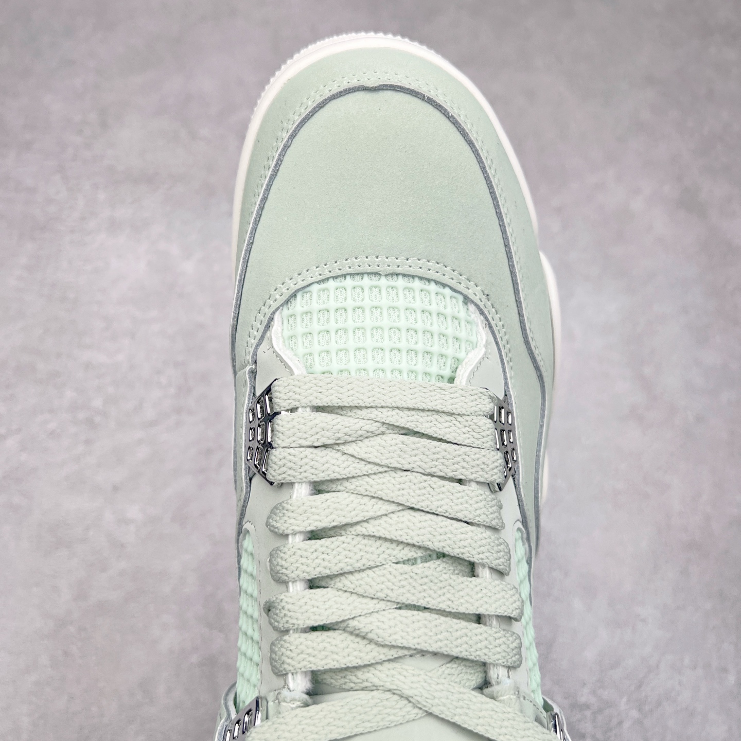 图片[4]-＃F版 Air Jordan AJ4 Retro \\\” Fear \\\” 黑白恐惧 复刻2024版 FQ8138-002 大厂出品 全头层加持 原鞋原楦原纸板同源开发 完美呈现乔4的版型 内侧正确双色网格 还原细节 原厂皮料 正确气垫颜色 正确网格工艺 正确拉帮工艺 全鞋原装材料制作 原档案原模具打造 支持全方位与正品对比 尺码：36 36.5 37.5 38 38.5 39 40 40.5 41 42 42.5 43 44 44.5 45 46 47.5-选品中心