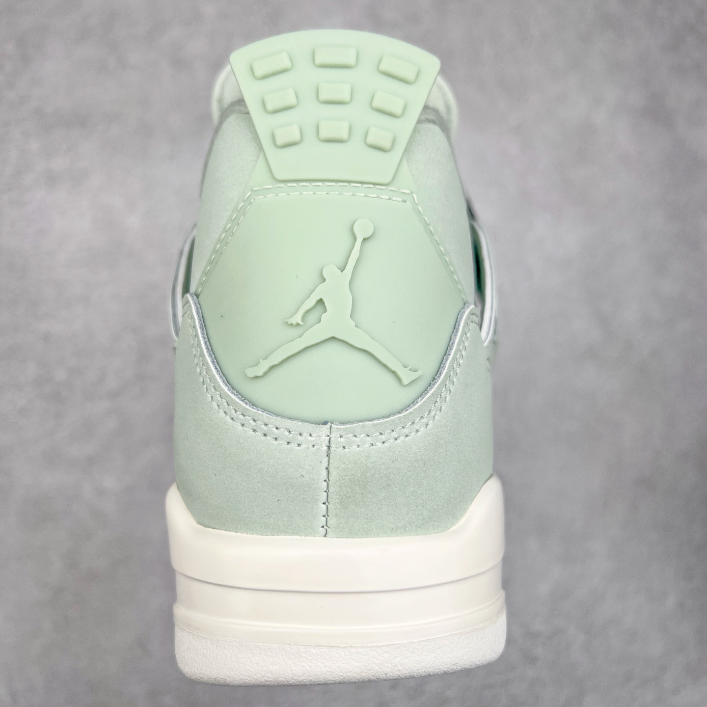 图片[8]-＃F版 Air Jordan AJ4 Retro \\\” Fear \\\” 黑白恐惧 复刻2024版 FQ8138-002 大厂出品 全头层加持 原鞋原楦原纸板同源开发 完美呈现乔4的版型 内侧正确双色网格 还原细节 原厂皮料 正确气垫颜色 正确网格工艺 正确拉帮工艺 全鞋原装材料制作 原档案原模具打造 支持全方位与正品对比 尺码：36 36.5 37.5 38 38.5 39 40 40.5 41 42 42.5 43 44 44.5 45 46 47.5-选品中心