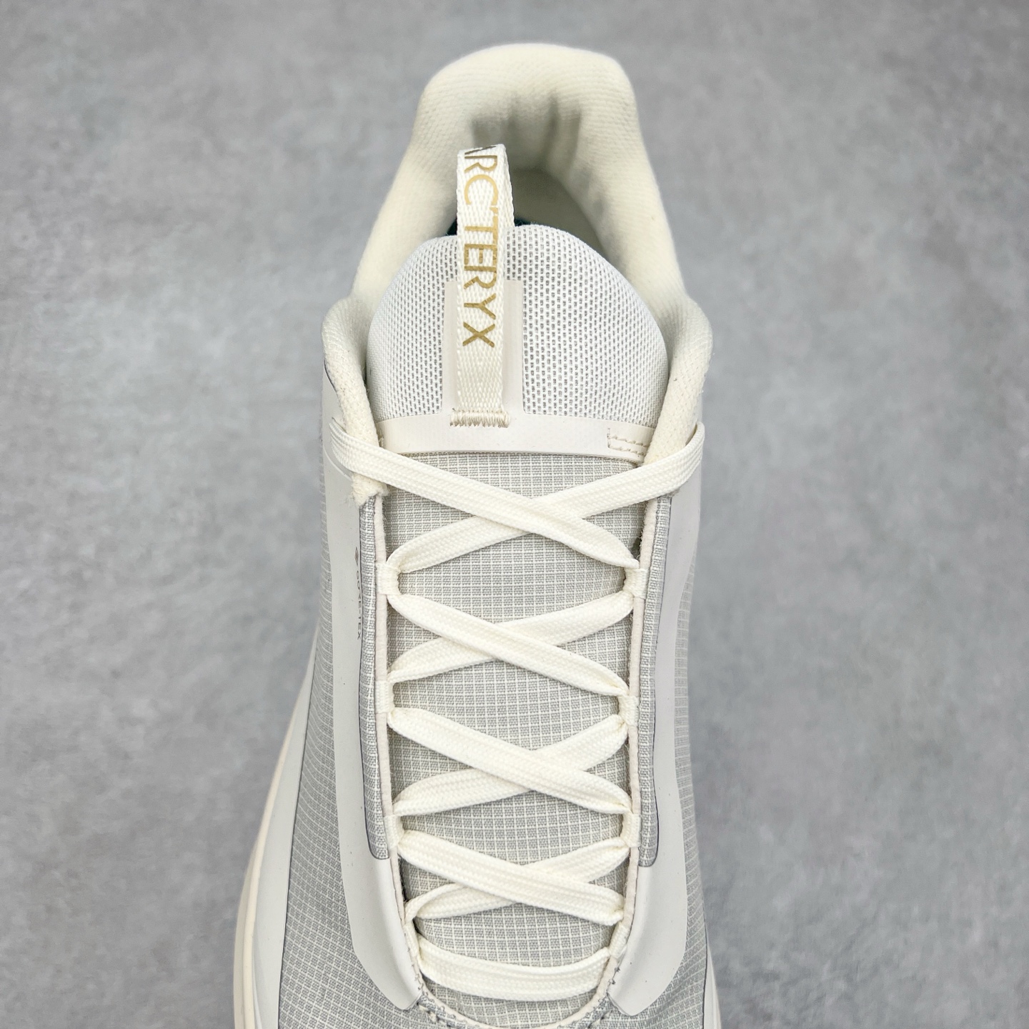 图片[5]-＃HP Arcteryx Norvan LD 4 GTX Hardloopschoen 始祖鸟户外防水透气低帮徒步登山鞋 Arcteryx中文名始祖鸟 加拿大户外服饰品牌 1989年创立于加拿大温哥华 始祖鸟来自加拿大海岸山脉 植根高山的专业户外品牌 始终秉承对精湛设计和工艺孜孜以求的准则 从1989年创立至今 Arcteryx始终不断在产品设计与做工上不惜工本 以满足始祖鸟的标准 品质、设计以及精简的理念造就了其良好的性能 并能满足严苛环境下的使用需求 尺码：39 40 41 42 43 44 45-选品中心