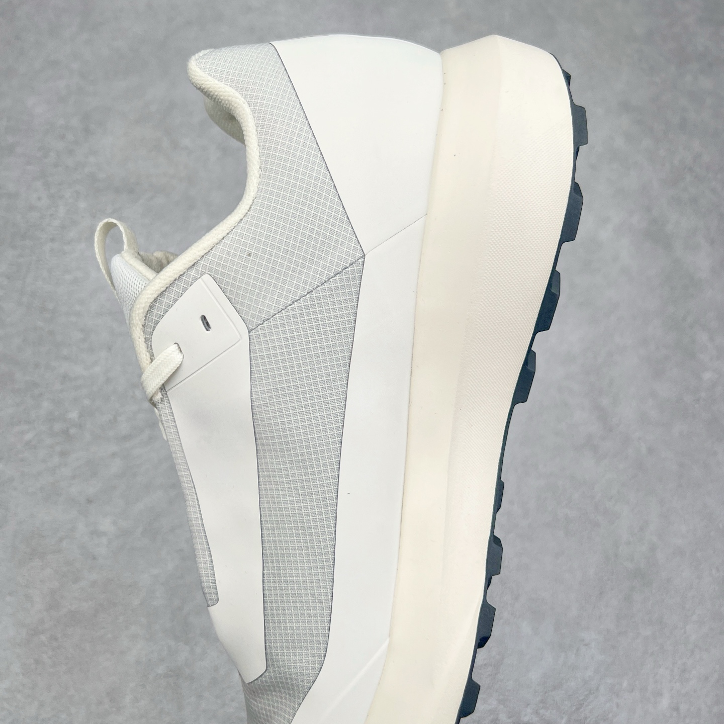 图片[7]-＃HP Arcteryx Norvan LD 4 GTX Hardloopschoen 始祖鸟户外防水透气低帮徒步登山鞋 Arcteryx中文名始祖鸟 加拿大户外服饰品牌 1989年创立于加拿大温哥华 始祖鸟来自加拿大海岸山脉 植根高山的专业户外品牌 始终秉承对精湛设计和工艺孜孜以求的准则 从1989年创立至今 Arcteryx始终不断在产品设计与做工上不惜工本 以满足始祖鸟的标准 品质、设计以及精简的理念造就了其良好的性能 并能满足严苛环境下的使用需求 尺码：39 40 41 42 43 44 45-选品中心