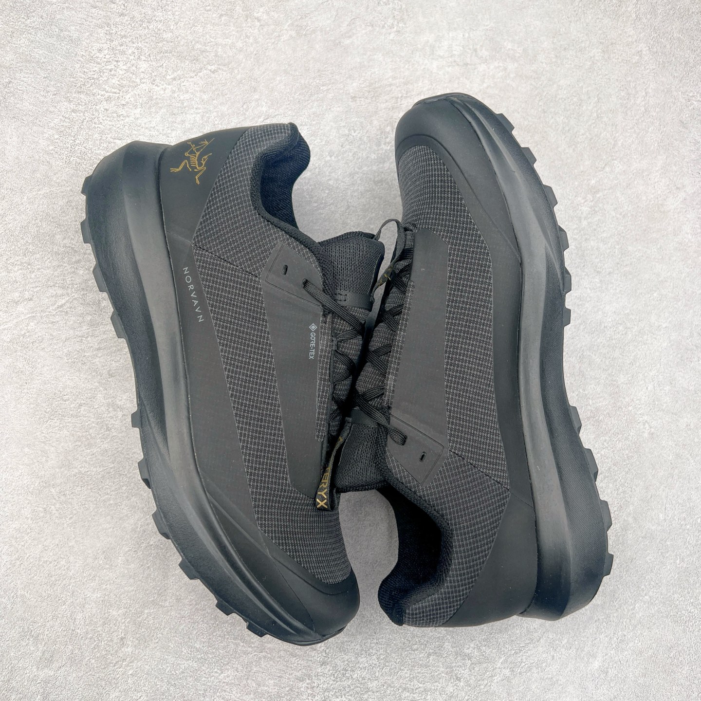 图片[3]-＃HP Arcteryx Norvan LD 4 GTX Hardloopschoen 始祖鸟户外防水透气低帮徒步登山鞋 Arcteryx中文名始祖鸟 加拿大户外服饰品牌 1989年创立于加拿大温哥华 始祖鸟来自加拿大海岸山脉 植根高山的专业户外品牌 始终秉承对精湛设计和工艺孜孜以求的准则 从1989年创立至今 Arcteryx始终不断在产品设计与做工上不惜工本 以满足始祖鸟的标准 品质、设计以及精简的理念造就了其良好的性能 并能满足严苛环境下的使用需求 尺码：39 40 41 42 43 44 45-选品中心