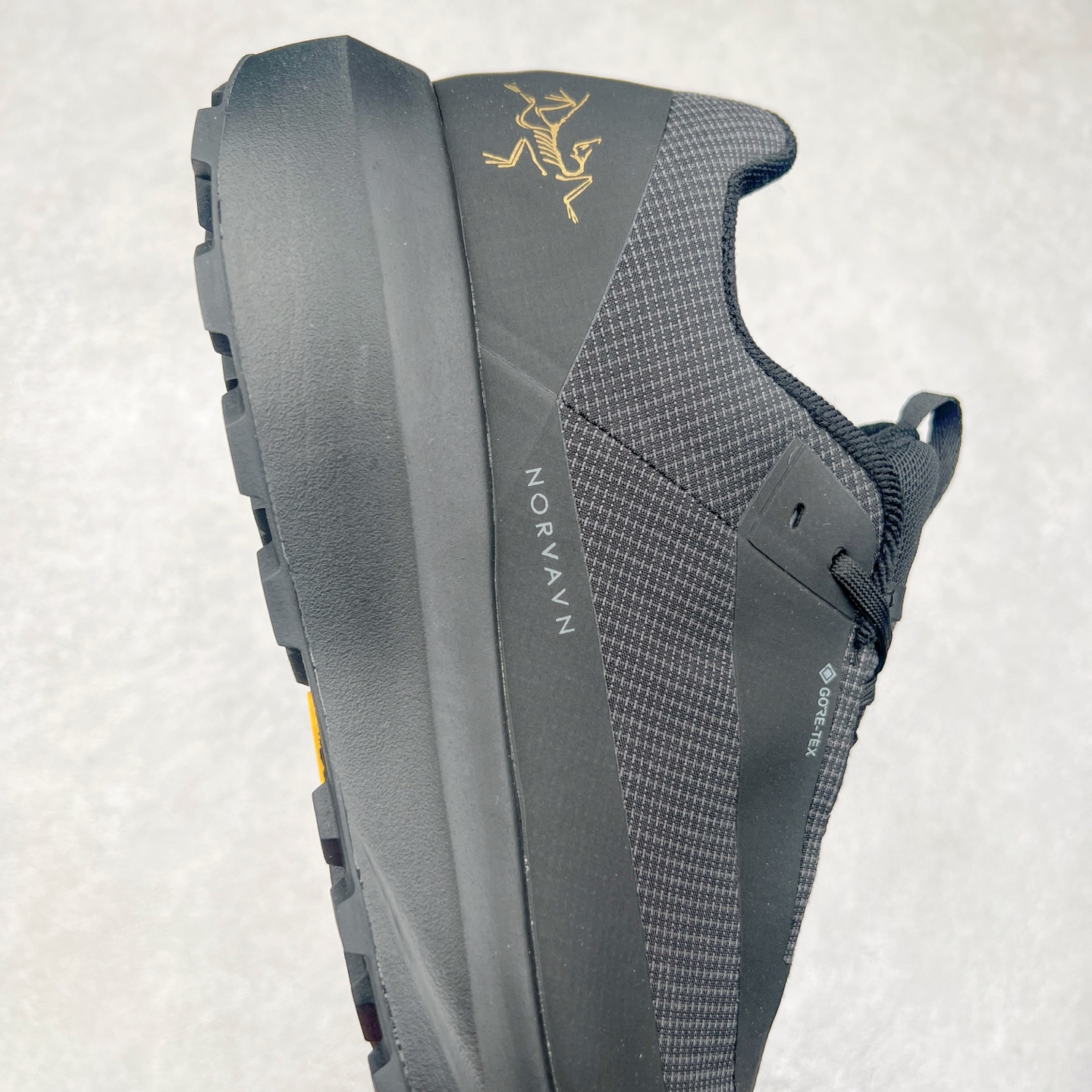 图片[6]-＃HP Arcteryx Norvan LD 4 GTX Hardloopschoen 始祖鸟户外防水透气低帮徒步登山鞋 Arcteryx中文名始祖鸟 加拿大户外服饰品牌 1989年创立于加拿大温哥华 始祖鸟来自加拿大海岸山脉 植根高山的专业户外品牌 始终秉承对精湛设计和工艺孜孜以求的准则 从1989年创立至今 Arcteryx始终不断在产品设计与做工上不惜工本 以满足始祖鸟的标准 品质、设计以及精简的理念造就了其良好的性能 并能满足严苛环境下的使用需求 尺码：39 40 41 42 43 44 45-选品中心