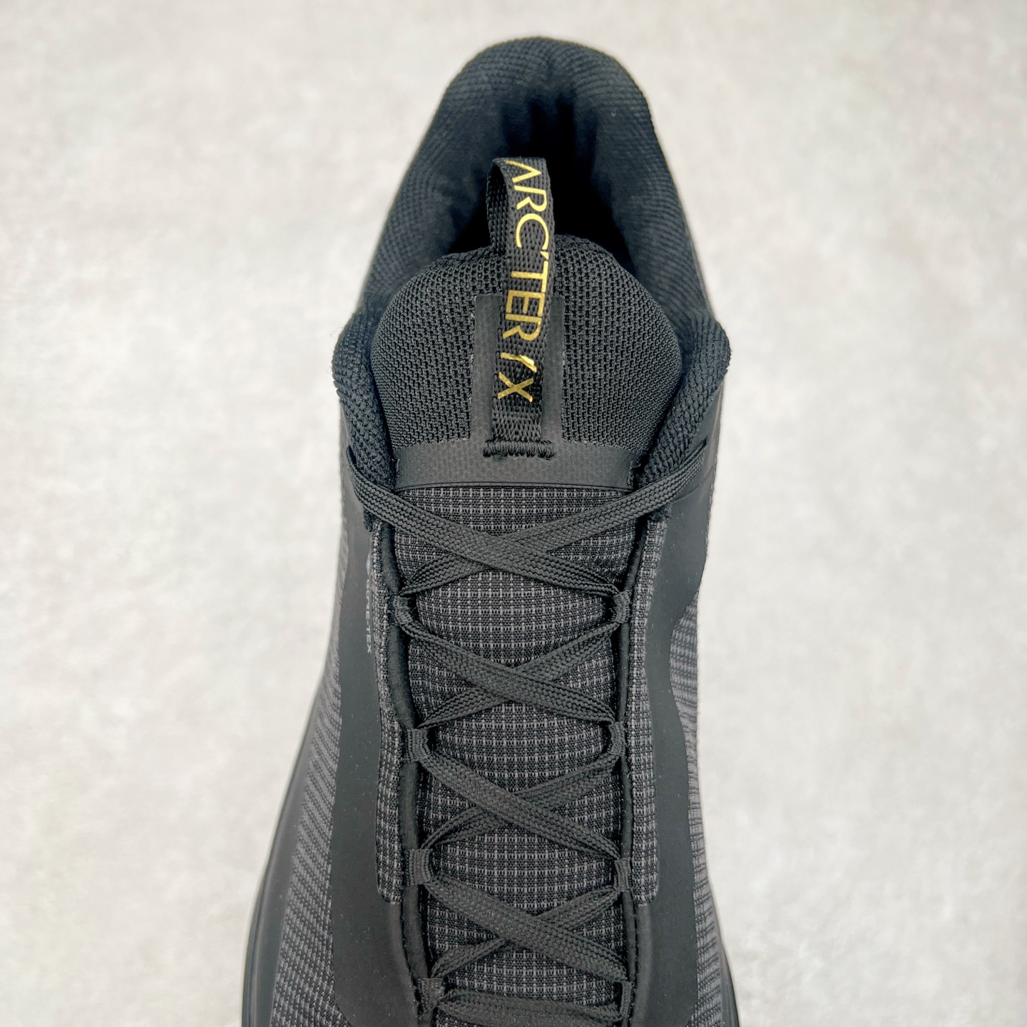 图片[5]-＃HP Arcteryx Norvan LD 4 GTX Hardloopschoen 始祖鸟户外防水透气低帮徒步登山鞋 Arcteryx中文名始祖鸟 加拿大户外服饰品牌 1989年创立于加拿大温哥华 始祖鸟来自加拿大海岸山脉 植根高山的专业户外品牌 始终秉承对精湛设计和工艺孜孜以求的准则 从1989年创立至今 Arcteryx始终不断在产品设计与做工上不惜工本 以满足始祖鸟的标准 品质、设计以及精简的理念造就了其良好的性能 并能满足严苛环境下的使用需求 尺码：39 40 41 42 43 44 45-选品中心