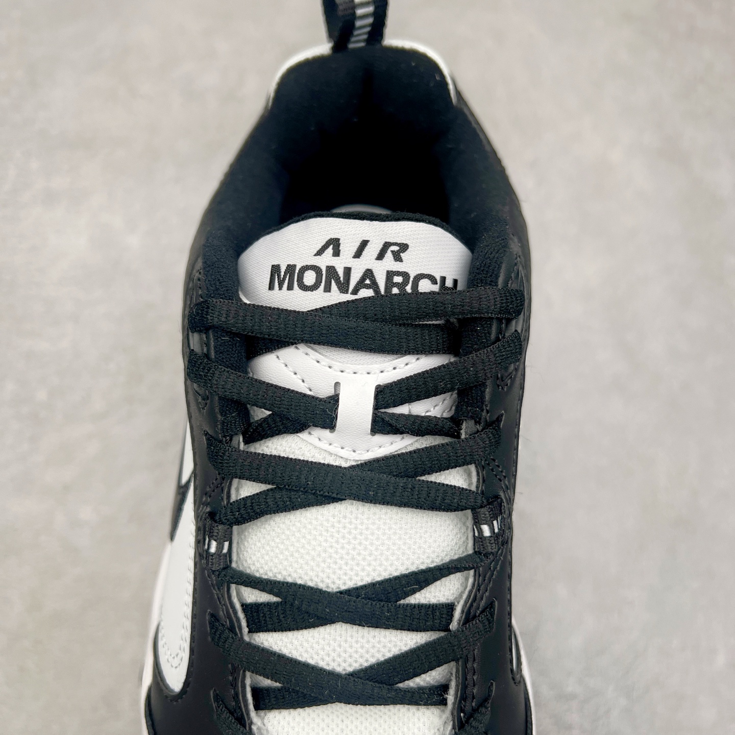 图片[5]-NK Air Monarch IV M2K Tekno 复古运动老爹鞋 正确原楦开发版型 内置Air气垫版本 细节完美还原 复古潮流优质皮革打造鞋面 夸张流线极符 风靡老爹元素 外形延续当下潮流得未来感老爹鞋 设计干净配色风格也带有浓郁的复古感受 极为独特 货号：415445-168 尺码：36 36.5 37.5 38 38.5 39 40 40.5 41 42 42.5 43 44 44.5 45-选品中心