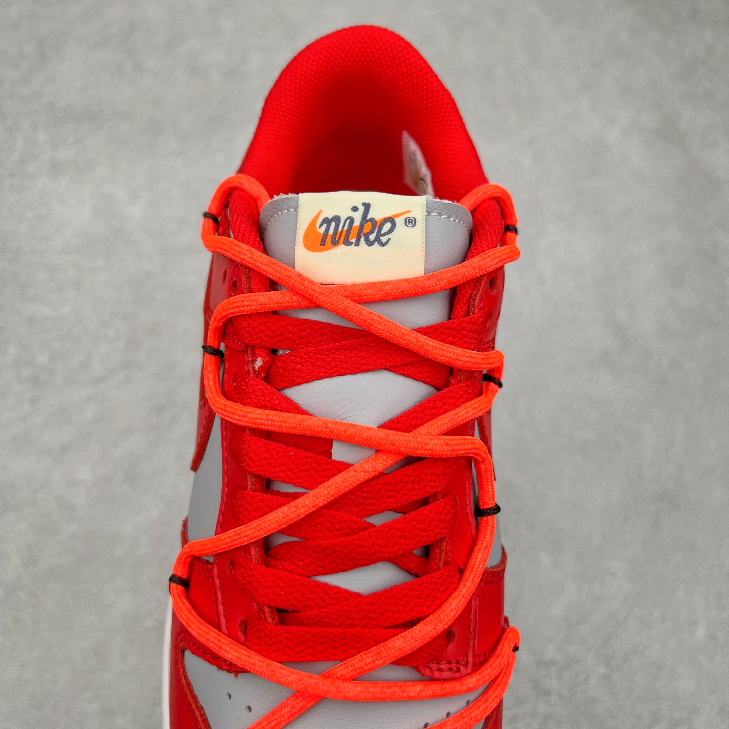 图片[5]-＃GT纯原特价福利 NK SB Dunk Low 系列 注意价格再次下调 之前3XX的东西 白菜价终极捡漏 全套原楦原模倾力打造完美版型 原厂Sadesa D7 皮料 细纹排气孔完全一致 独家原厂航空铝磨具打磨大底 鞋头坡度极致还原 无解鞋型 原盒原配 圈内天花板工艺 原厂冲刀 超高清洁度 全鞋零毛边皮料切割 采用原厂百宏鞋带以及原厂百宏织唛舌标 内标可供原厂几率过验 原厂中底布点胶 原厂中底布拉帮走线遵循公司 实拍调校N版已经零色差零失真 百分百还原实物色彩所见即所得 不存在货不对板色差等低级问题 选购参考实物拍摄 不混卖不参货 只用心做好货严格选品 承诺混一赔十 尺码对应库存明细‼️-选品中心