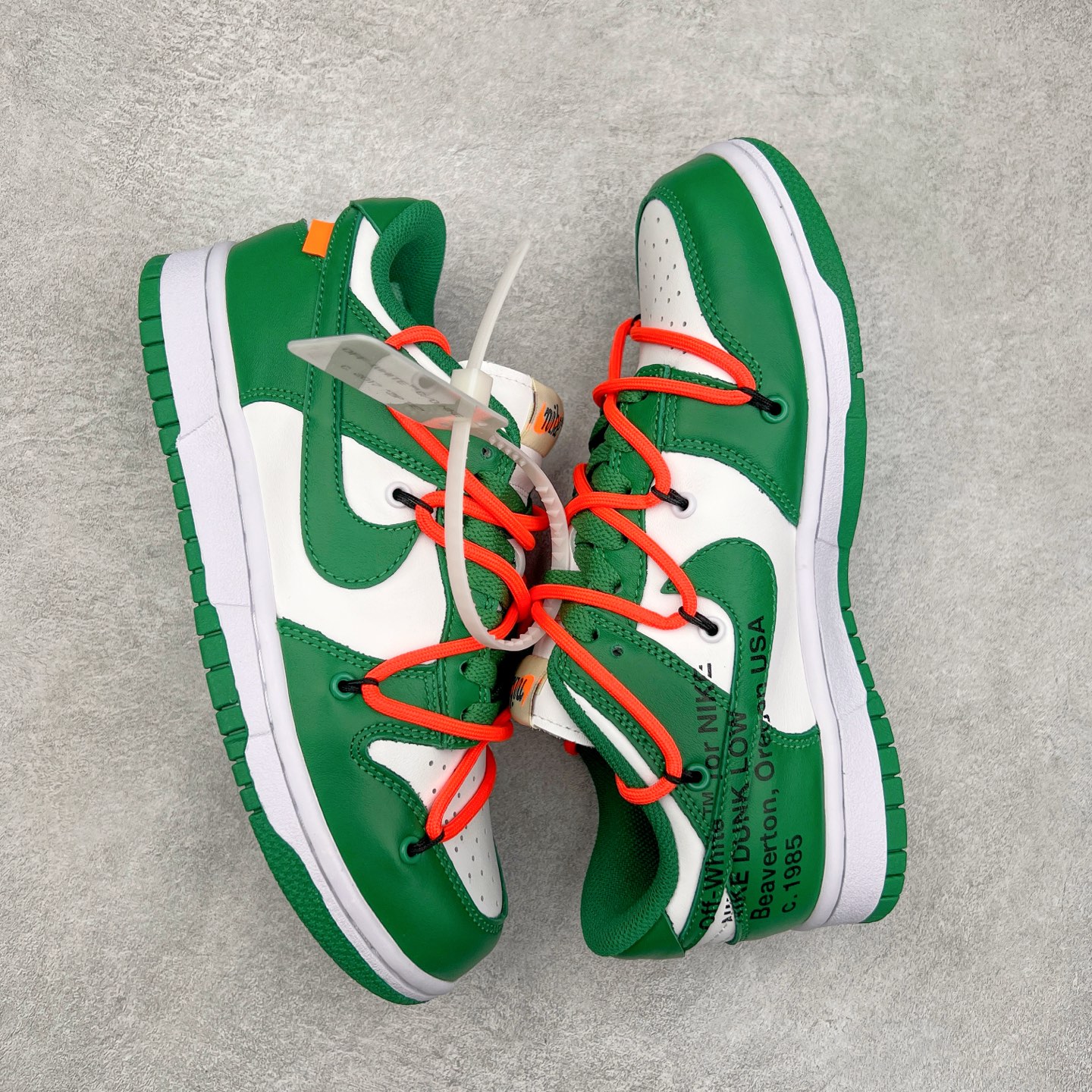 图片[3]-＃GT纯原特价福利 NK SB Dunk Low 系列 注意价格再次下调 之前3XX的东西 白菜价终极捡漏 全套原楦原模倾力打造完美版型 原厂Sadesa D7 皮料 细纹排气孔完全一致 独家原厂航空铝磨具打磨大底 鞋头坡度极致还原 无解鞋型 原盒原配 圈内天花板工艺 原厂冲刀 超高清洁度 全鞋零毛边皮料切割 采用原厂百宏鞋带以及原厂百宏织唛舌标 内标可供原厂几率过验 原厂中底布点胶 原厂中底布拉帮走线遵循公司 实拍调校N版已经零色差零失真 百分百还原实物色彩所见即所得 不存在货不对板色差等低级问题 选购参考实物拍摄 不混卖不参货 只用心做好货严格选品 承诺混一赔十 尺码对应库存明细‼️-选品中心