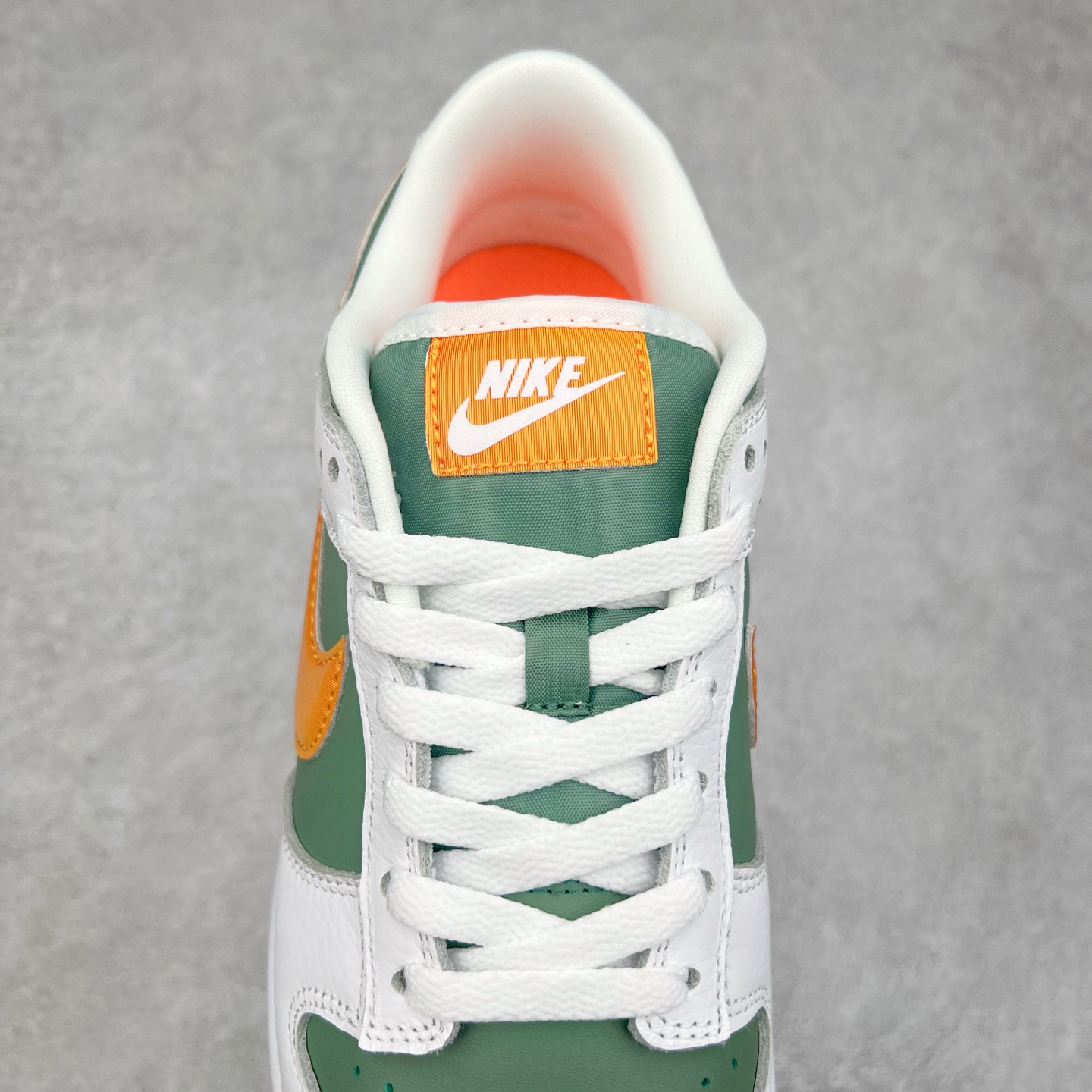 图片[5]-＃GT纯原特价福利 NK SB Dunk Low 系列 注意价格再次下调 之前3XX的东西 白菜价终极捡漏 全套原楦原模倾力打造完美版型 原厂Sadesa D7 皮料 细纹排气孔完全一致 独家原厂航空铝磨具打磨大底 鞋头坡度极致还原 无解鞋型 原盒原配 圈内天花板工艺 原厂冲刀 超高清洁度 全鞋零毛边皮料切割 采用原厂百宏鞋带以及原厂百宏织唛舌标 内标可供原厂几率过验 原厂中底布点胶 原厂中底布拉帮走线遵循公司 实拍调校N版已经零色差零失真 百分百还原实物色彩所见即所得 不存在货不对板色差等低级问题 选购参考实物拍摄 不混卖不参货 只用心做好货严格选品 承诺混一赔十 尺码对应库存明细‼️-选品中心