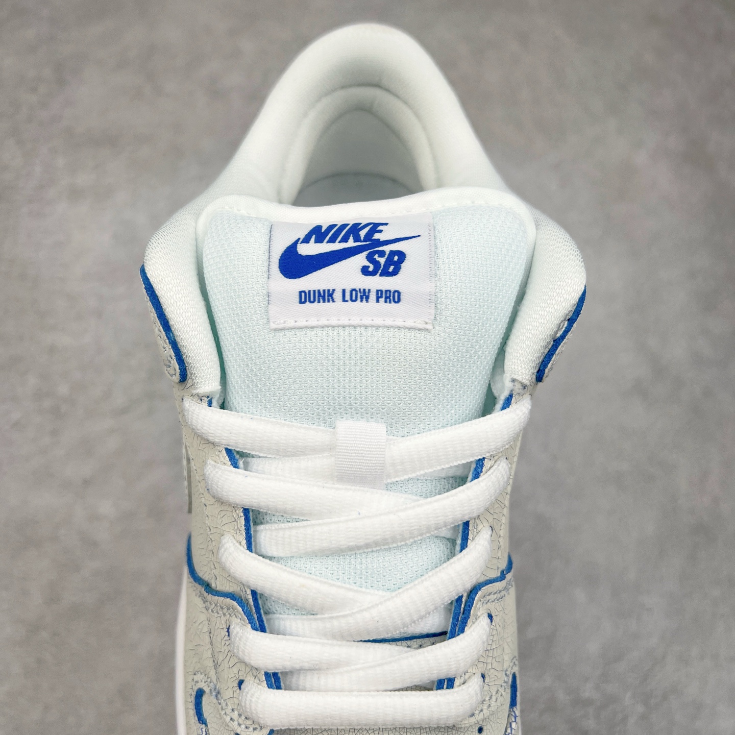 图片[5]-＃GT纯原特价福利 NK SB Dunk Low 系列 注意价格再次下调 之前3XX的东西 白菜价终极捡漏 全套原楦原模倾力打造完美版型 原厂Sadesa D7 皮料 细纹排气孔完全一致 独家原厂航空铝磨具打磨大底 鞋头坡度极致还原 无解鞋型 原盒原配 圈内天花板工艺 原厂冲刀 超高清洁度 全鞋零毛边皮料切割 采用原厂百宏鞋带以及原厂百宏织唛舌标 内标可供原厂几率过验 原厂中底布点胶 原厂中底布拉帮走线遵循公司 实拍调校N版已经零色差零失真 百分百还原实物色彩所见即所得 不存在货不对板色差等低级问题 选购参考实物拍摄 不混卖不参货 只用心做好货严格选品 承诺混一赔十 尺码对应库存明细‼️-选品中心