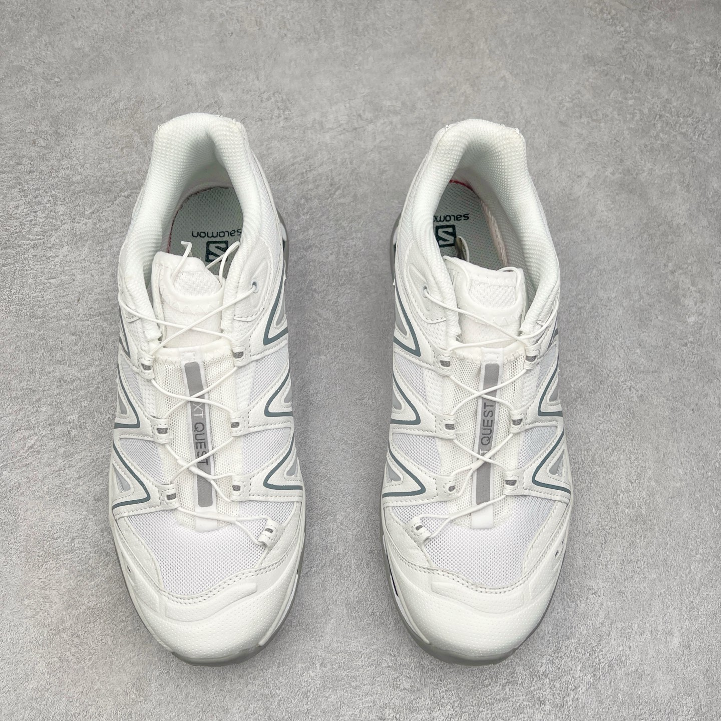 图片[2]-＃福利特价️ Salomon XT-QUEST ADV 萨洛蒙潮流越野机能户外功能鞋 纯原外贸平台特供订单 耗时半年巨作 全套原纸板楦头开发 原厂特供网布配套加持 确保原汁原味 完美呈现版型 原档数据独家私模五层组合大底 男女鞋同步官方开发至46.5 原装Ortholite轻量化鞋垫 中底布带钢印编号 原厂TPU锁扣 进口港宝加持 后跟自然饱满 还原公司包裹性 基于 SALOMON 初代 XT 鞋身造型并搭载 4D ADVANCED CHASSIS™ 大底打造而成 为这款 XT-QUEST 带来了多项足部控制与保护等功能性 如在运动过程中控制左右晃动的过程而提高稳定性、改善长途越野过程中足中到足尖的过渡、提高感知岩石的精确度以抵抗尖锐物体对脚底的伤害以及采用动态缓冲来增强穿着舒适感 从而减轻疲劳感 使 XT-QUEST 成为一双舒适且安全的户外之履 尺码：36 36.5 37.5 38 38.5 39 40 40.5 41 42 42.5 43 44 44.5 45-选品中心