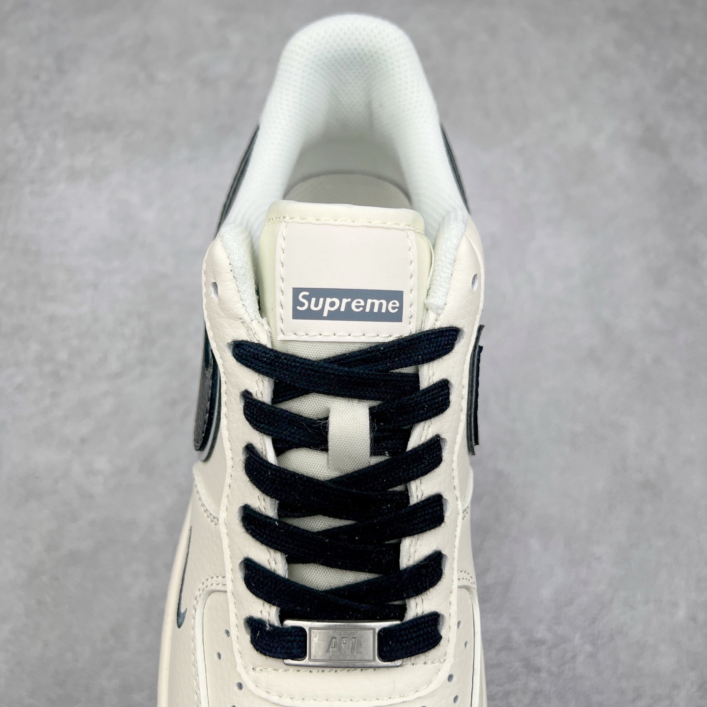 图片[5]-NK Air Force 1´07 Low 空军一号低帮百搭休闲运动板鞋 XZ6188-362 柔软、弹性十足的缓震性能和出色的中底设计 横跨复古与现代的外型结合 造就出风靡全球 三十多年的Force 1 直到今天还深受青睐 尺码：36 36.5 37.5 38 38.5 39 40 40.5 41 42 42.5 43 44 44.5 45-选品中心