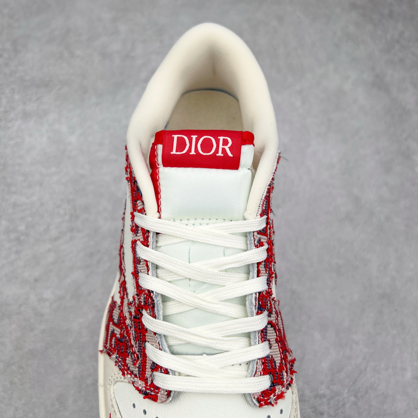 图片[5]-TS x Air Jordan AJ1 Low 倒钩低帮联名定制配色 XS2024-042 原厂内置气垫魔块 A模大底 头层小牛皮 鞋舌AJ原厂专用牛津布+AJ专用反口珍珠布+原厂无杂质高弹内里海棉+特殊封边弹力鞋带 实拍调校N版已经零色差零失真 百分百还原实物色彩所见即所得 不存在货不对板色差等低级问题 选购参考实物拍摄 不混卖不参货 只用心做好货严格选品 承诺混一赔十 尺码：36 36.5 37.5 38 38.5 39 40 40.5 41 42 42.5 43 44 44.5 45-选品中心