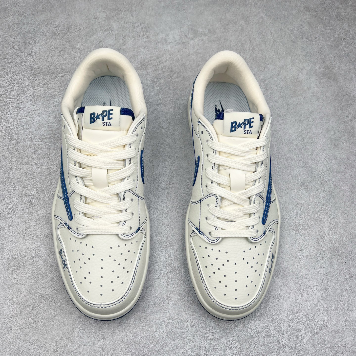 图片[2]-TS x Air Jordan AJ1 Low 倒钩低帮联名定制配色 CH6336-008 原厂内置气垫魔块 A模大底 头层小牛皮 鞋舌AJ原厂专用牛津布+AJ专用反口珍珠布+原厂无杂质高弹内里海棉+特殊封边弹力鞋带 实拍调校N版已经零色差零失真 百分百还原实物色彩所见即所得 不存在货不对板色差等低级问题 选购参考实物拍摄 不混卖不参货 只用心做好货严格选品 承诺混一赔十 尺码：36 36.5 37.5 38 38.5 39 40 40.5 41 42 42.5 43 44 44.5 45-选品中心
