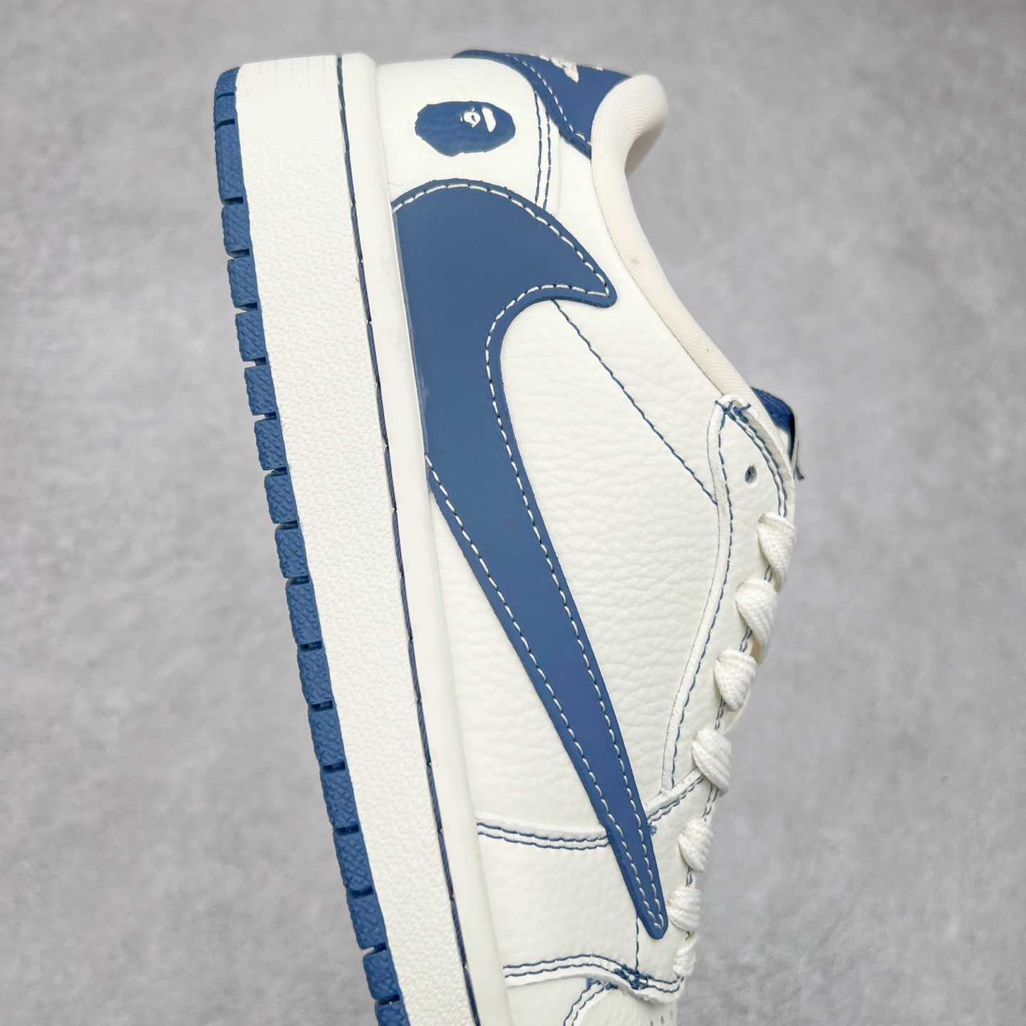 图片[6]-TS x Air Jordan AJ1 Low 倒钩低帮联名定制配色 CH6336-008 原厂内置气垫魔块 A模大底 头层小牛皮 鞋舌AJ原厂专用牛津布+AJ专用反口珍珠布+原厂无杂质高弹内里海棉+特殊封边弹力鞋带 实拍调校N版已经零色差零失真 百分百还原实物色彩所见即所得 不存在货不对板色差等低级问题 选购参考实物拍摄 不混卖不参货 只用心做好货严格选品 承诺混一赔十 尺码：36 36.5 37.5 38 38.5 39 40 40.5 41 42 42.5 43 44 44.5 45-选品中心