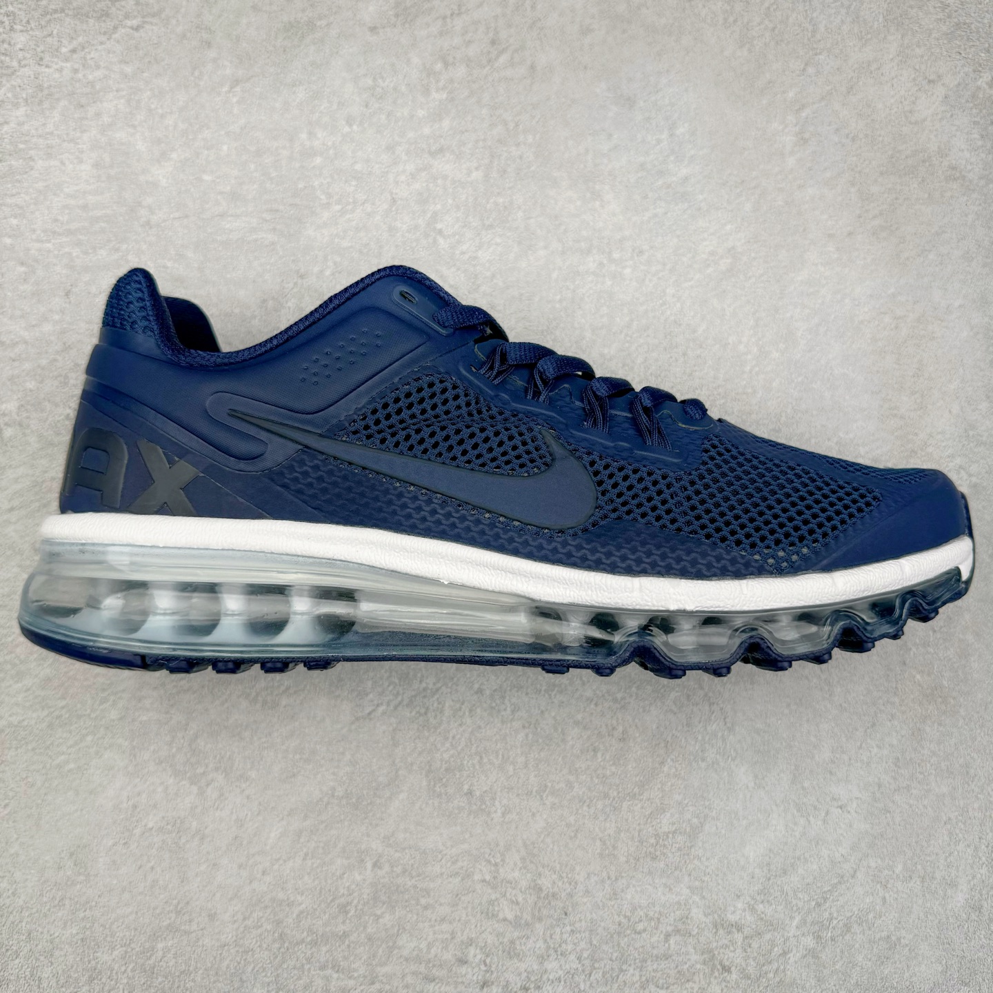 图片[7]-＃纯原 NK Air Max 2013 经典舒适时尚耐磨透气低帮气垫跑步鞋 携时尚设计闪亮回归 出众有型 采用网眼布细节和运动风无缝覆面 助你保持清爽感受 塑就焕新造型 经典 Flywire 设计搭配经典全掌型 Max Air 缓震配置 缔造出众舒适感和支撑效果实拍调校N版已经零色差零失真 百分百还原实物色彩所见即所得 不存在货不对板色差等低级问题 选购参考实物拍摄 不混卖不参货 只用心做好货严格选品 承诺混一赔十 尺码：35.5 36 36.5 37.5 38 38.5 39 40 40.5 41 42 42.5 43 44 44.5 45 46 46.5-选品中心