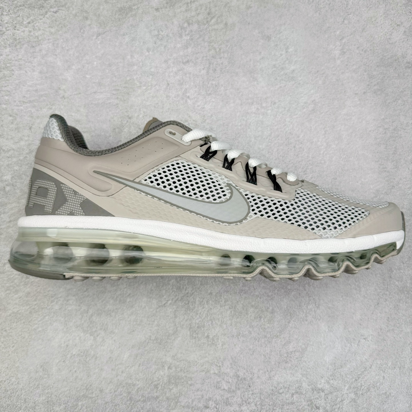 图片[5]-＃纯原 NK Air Max 2013 经典舒适时尚耐磨透气低帮气垫跑步鞋 携时尚设计闪亮回归 出众有型 采用网眼布细节和运动风无缝覆面 助你保持清爽感受 塑就焕新造型 经典 Flywire 设计搭配经典全掌型 Max Air 缓震配置 缔造出众舒适感和支撑效果实拍调校N版已经零色差零失真 百分百还原实物色彩所见即所得 不存在货不对板色差等低级问题 选购参考实物拍摄 不混卖不参货 只用心做好货严格选品 承诺混一赔十 尺码：35.5 36 36.5 37.5 38 38.5 39 40 40.5 41 42 42.5 43 44 44.5 45 46 46.5-选品中心