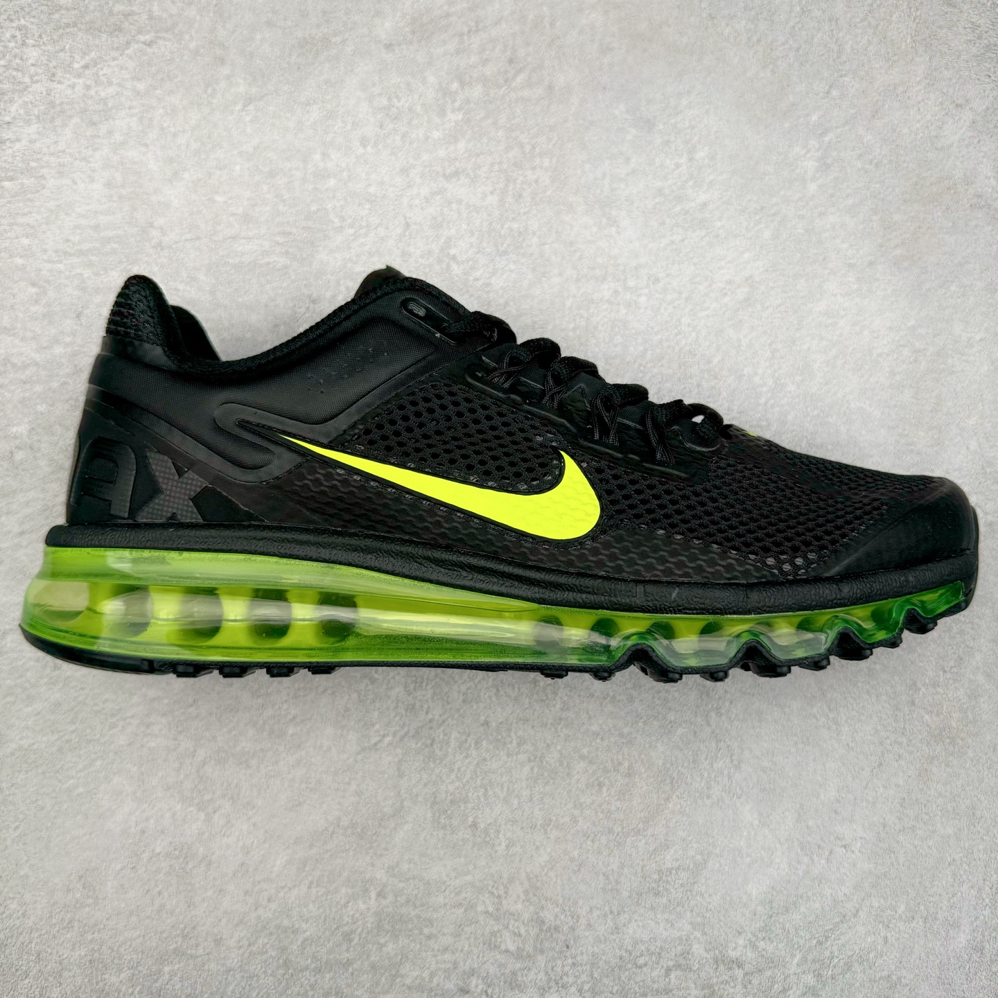 图片[3]-＃纯原 NK Air Max 2013 经典舒适时尚耐磨透气低帮气垫跑步鞋 携时尚设计闪亮回归 出众有型 采用网眼布细节和运动风无缝覆面 助你保持清爽感受 塑就焕新造型 经典 Flywire 设计搭配经典全掌型 Max Air 缓震配置 缔造出众舒适感和支撑效果实拍调校N版已经零色差零失真 百分百还原实物色彩所见即所得 不存在货不对板色差等低级问题 选购参考实物拍摄 不混卖不参货 只用心做好货严格选品 承诺混一赔十 尺码：35.5 36 36.5 37.5 38 38.5 39 40 40.5 41 42 42.5 43 44 44.5 45 46 46.5-选品中心