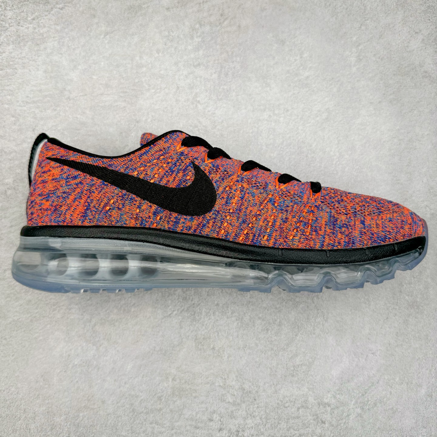 ＃纯原 NK Air Max Flyknit 2014 舒适百搭减震耐磨低帮休闲跑步鞋 620469-404 使用备受欢迎的创新FLYKNIT鞋面 一体成形无缝设计将良好的透气性、柔韧性及支撑性完美结合于一身 结合飞线（FLYWIRE）科技 大幅减轻鞋身重量同时 更能根据步态实时调整鞋面的贴合度 如第二层皮肤般轻盈包裹双脚 高性能的缓震性能可将外部冲击力减至最低 让热爱驰骋的你得到可靠的保护 抓地力半透明橡胶外底结合升级版华夫格外底纹路 保证高磨区的耐久性同时更能带给双脚持久稳定的抓地力 无论是路跑或赛道跑 都能为你造就强大功能支持 实拍调校N版已经零色差零失真 百分百还原实物色彩所见即所得 不存在货不对板色差等低级问题 选购参考实物拍摄 不混卖不参货 只用心做好货严格选品 承诺混一赔十 尺码：35.5 36 36.5 37.5 38 38.5 39 40 40.5 41 42 42.5 43 44 44.5 45 46 46.5-选品中心