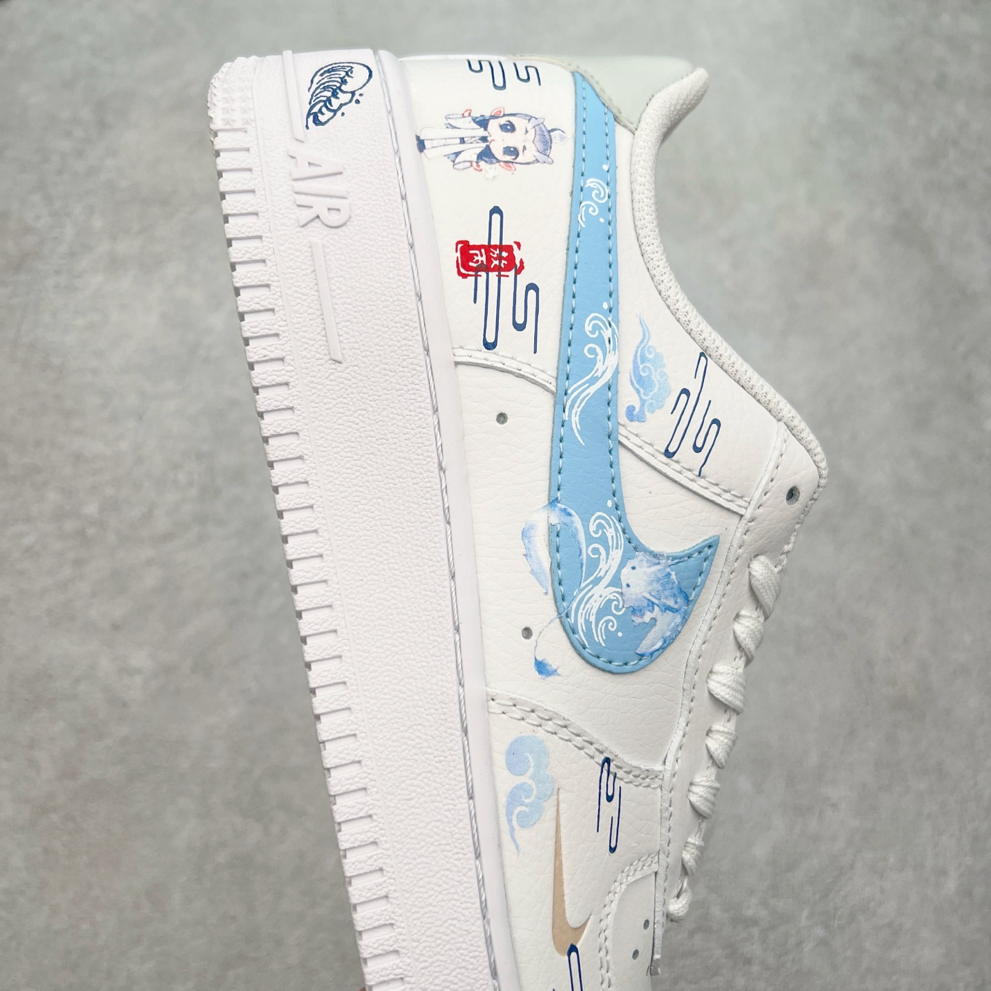 图片[6]-NK Air Force 1´07 Low 空军一号低帮百搭休闲运动板鞋 HF0022-010 柔软、弹性十足的缓震性能和出色的中底设计 横跨复古与现代的外型结合 造就出风靡全球 三十多年的Force 1 直到今天还深受青睐 实拍调校N版已经零色差零失真 百分百还原实物色彩所见即所得 不存在货不对板色差等低级问题 选购参考实物拍摄 不混卖不参货 只用心做好货严格选品 承诺混一赔十 尺码：36 36.5 37.5 38 38.5 39 40 40.5 41 42 42.5 43 44 44.5 45 46-选品中心