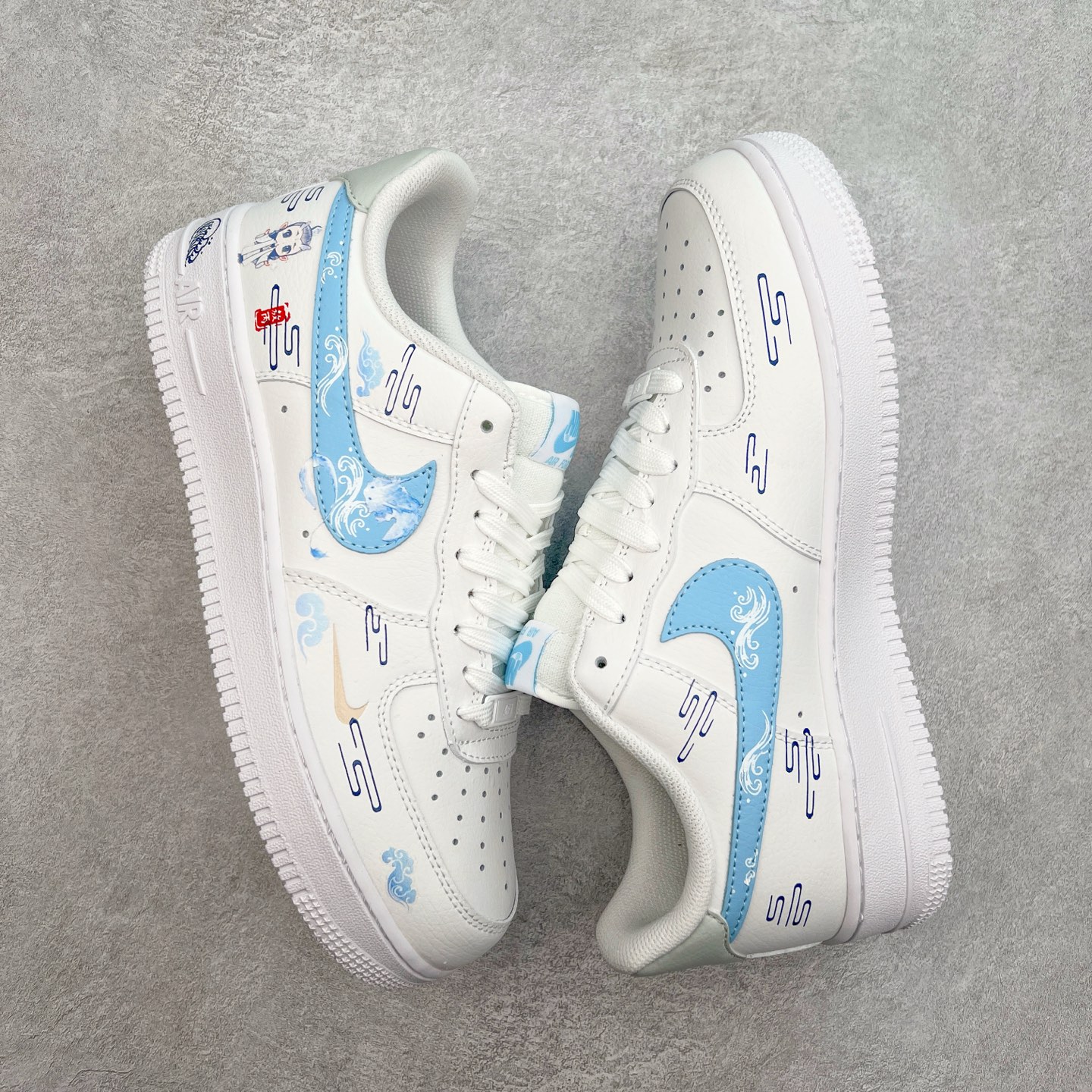 图片[3]-NK Air Force 1´07 Low 空军一号低帮百搭休闲运动板鞋 HF0022-010 柔软、弹性十足的缓震性能和出色的中底设计 横跨复古与现代的外型结合 造就出风靡全球 三十多年的Force 1 直到今天还深受青睐 实拍调校N版已经零色差零失真 百分百还原实物色彩所见即所得 不存在货不对板色差等低级问题 选购参考实物拍摄 不混卖不参货 只用心做好货严格选品 承诺混一赔十 尺码：36 36.5 37.5 38 38.5 39 40 40.5 41 42 42.5 43 44 44.5 45 46-选品中心